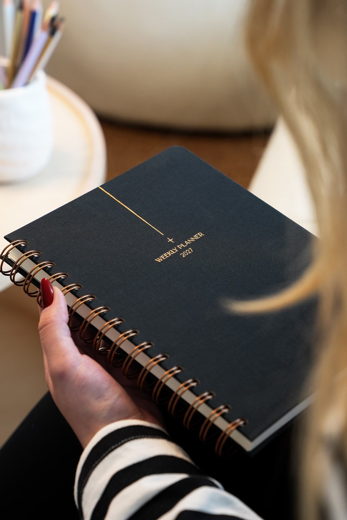 Matt Notebook 2027 Yılı A5 Keten Ajanda Spiralli 15x21 cm - 12 Aylık Siyah