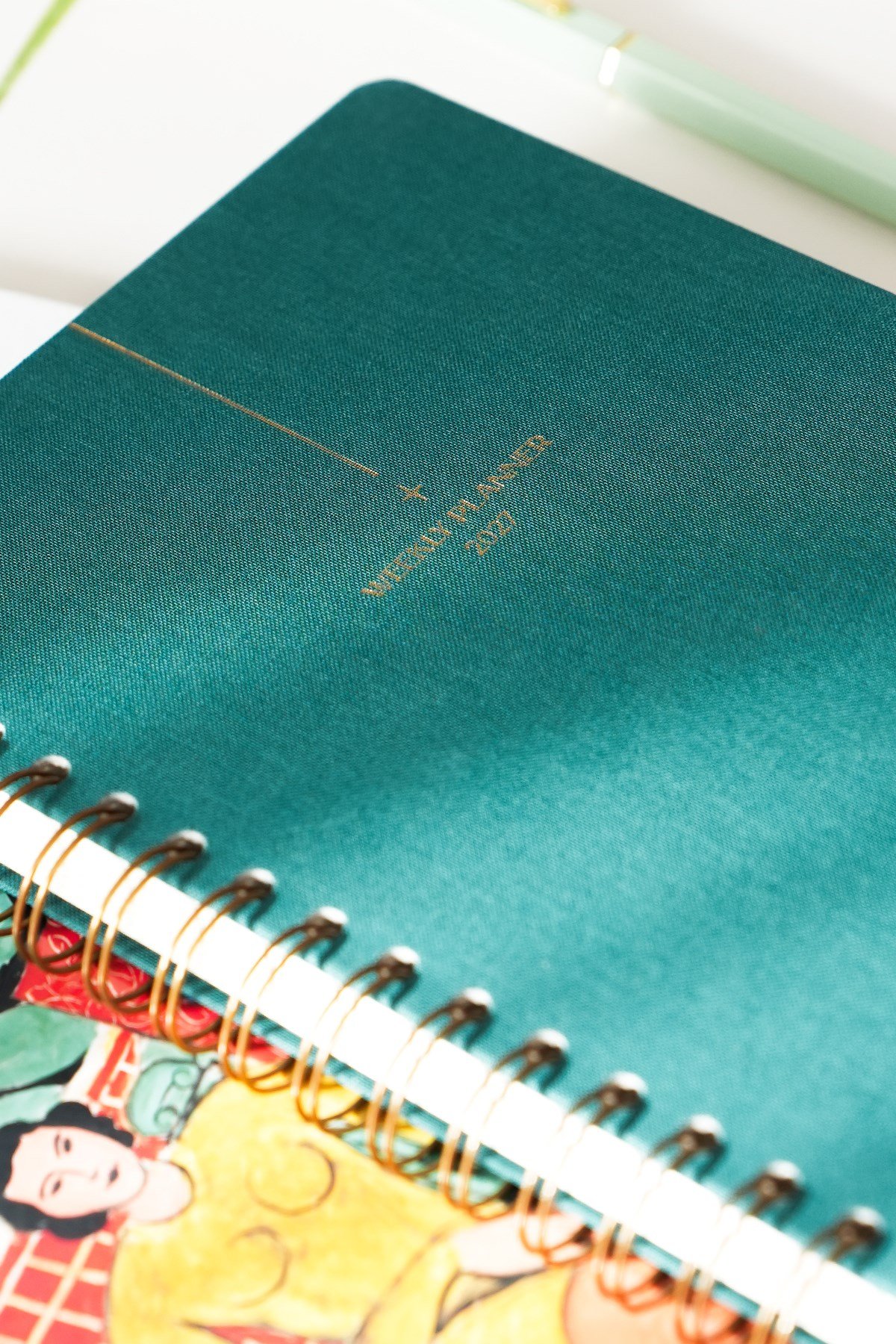 Matt Notebook 2027 Yılı A5 Keten Ajanda Spiralli 15x21 cm - 12 Aylık Koyu Yeşil