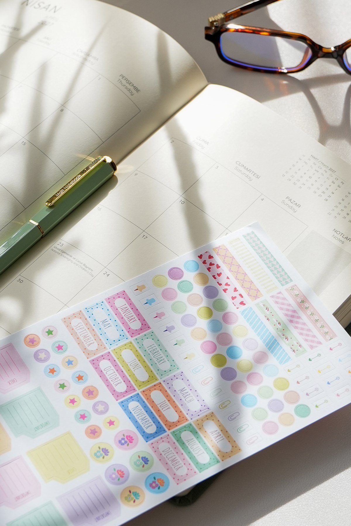 Matt Notebook 2027 Yılı A5 Keten Haftalık Ajanda 15x21 cm - 12 Aylık Yeşil