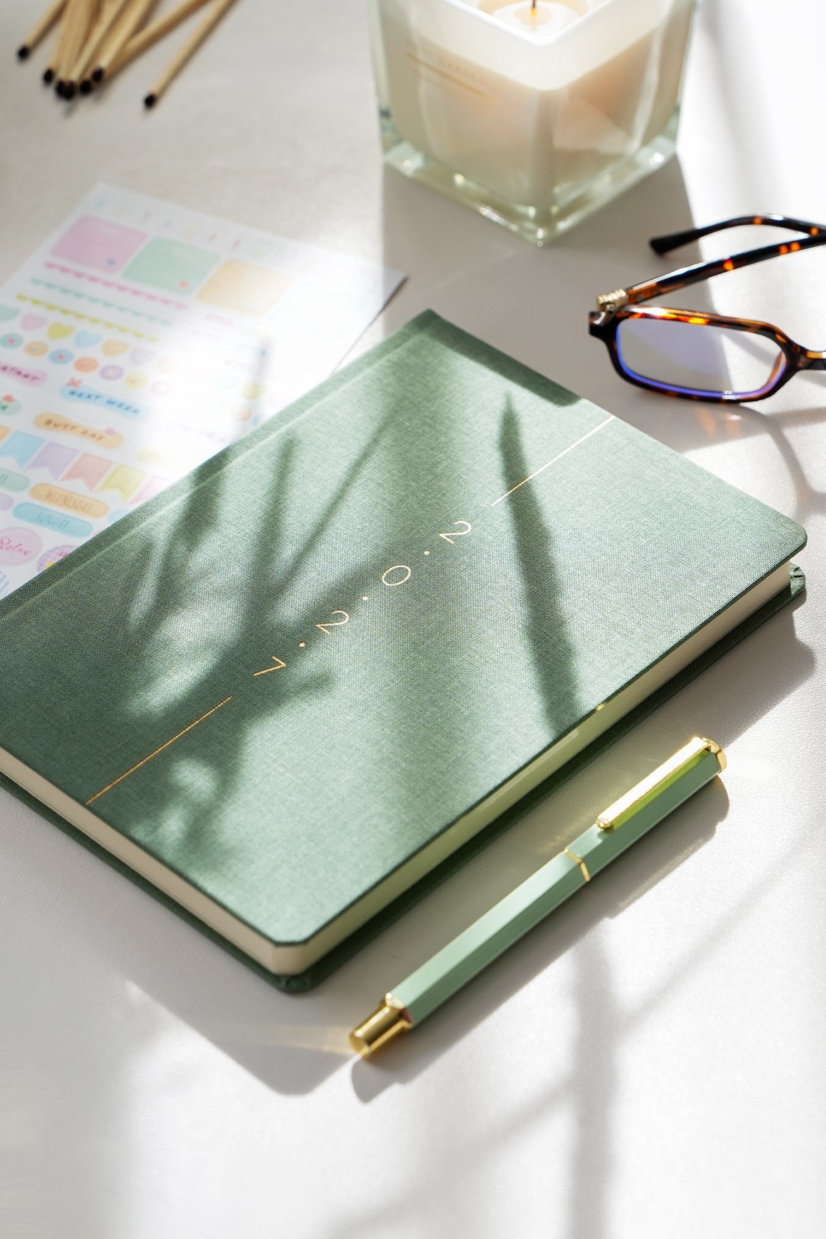 Matt Notebook 2027 Yılı A5 Keten Haftalık Ajanda 15x21 cm - 12 Aylık Yeşil