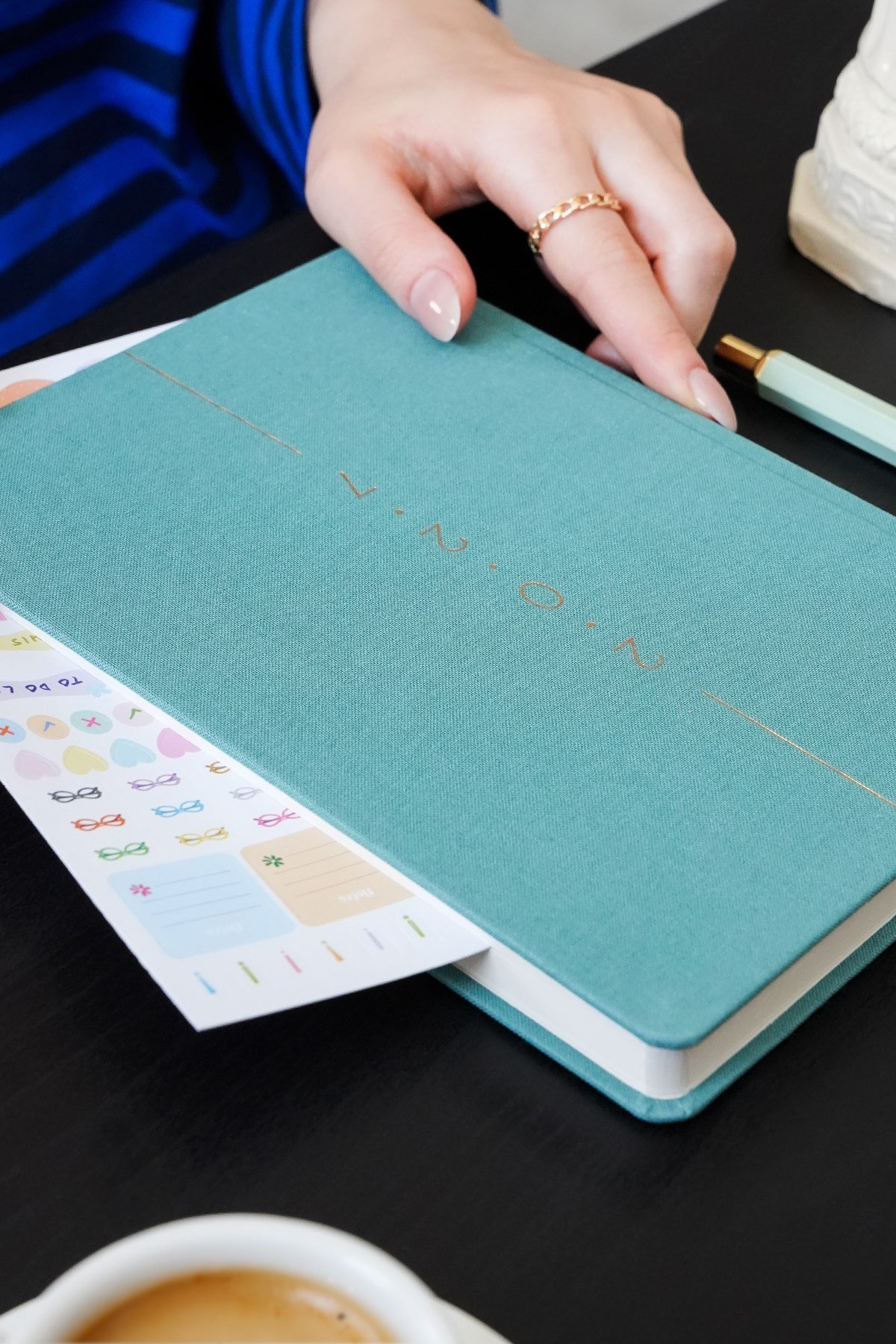Matt Notebook 2027 Yılı A5 Keten Haftalık Ajanda 15x21 cm - 12 Aylık Turkuaz