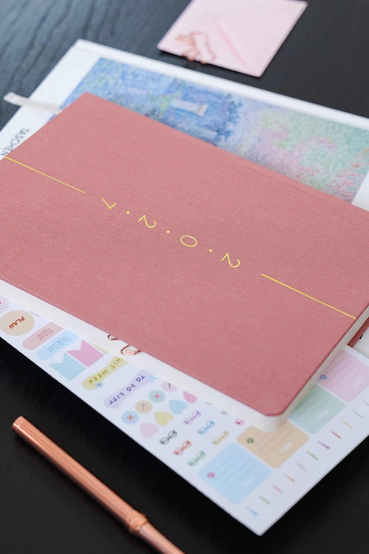 Matt Notebook 2027 Yılı A5 Keten Haftalık Ajanda 15x21 cm - 12 Aylık Pembe