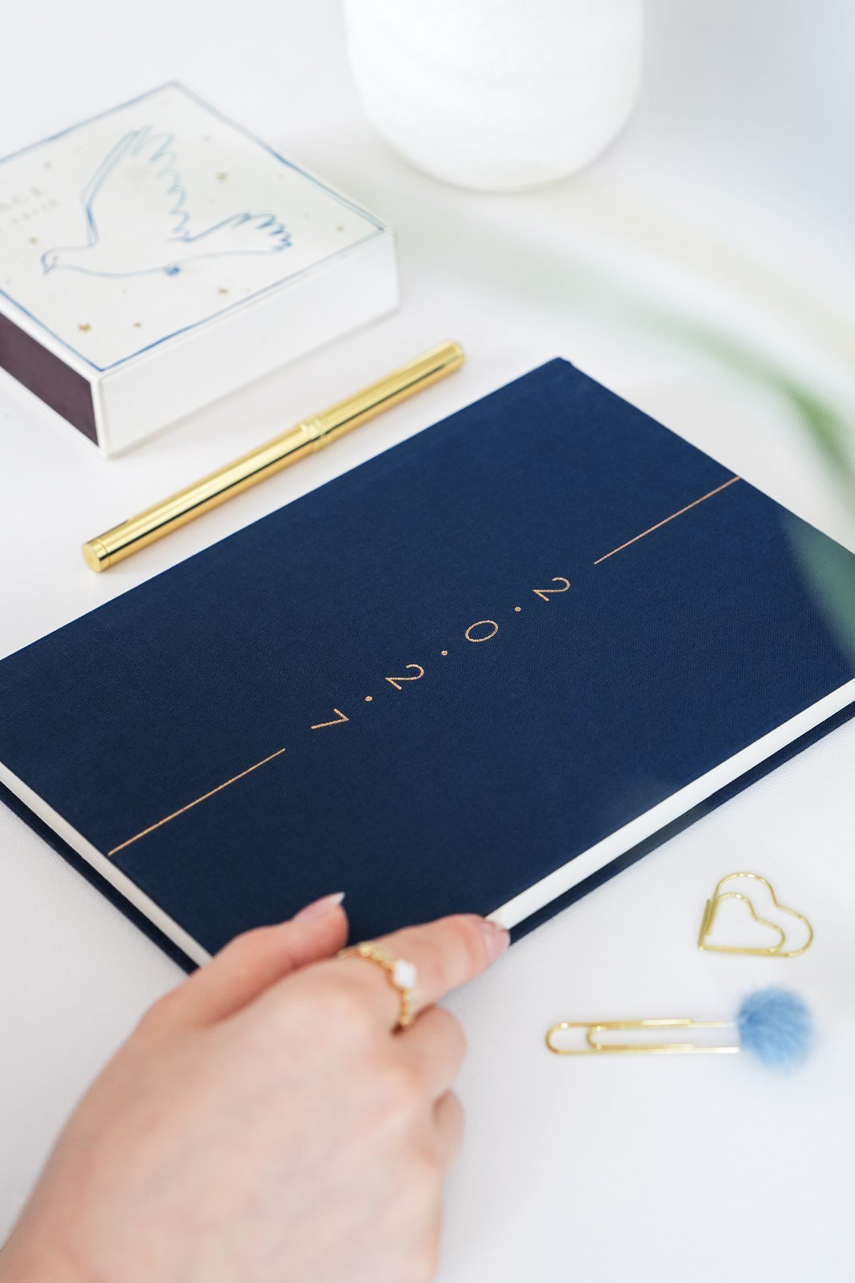 Matt Notebook 2027 Yılı A5 Keten Haftalık Ajanda 15x21 cm - 12 Aylık Lacivert