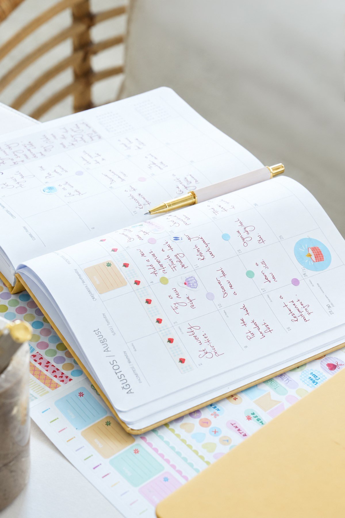 Matt Notebook 2027 Yılı A5 Tam Gün Ajanda 15x22 cm - 365 Gün Sarı