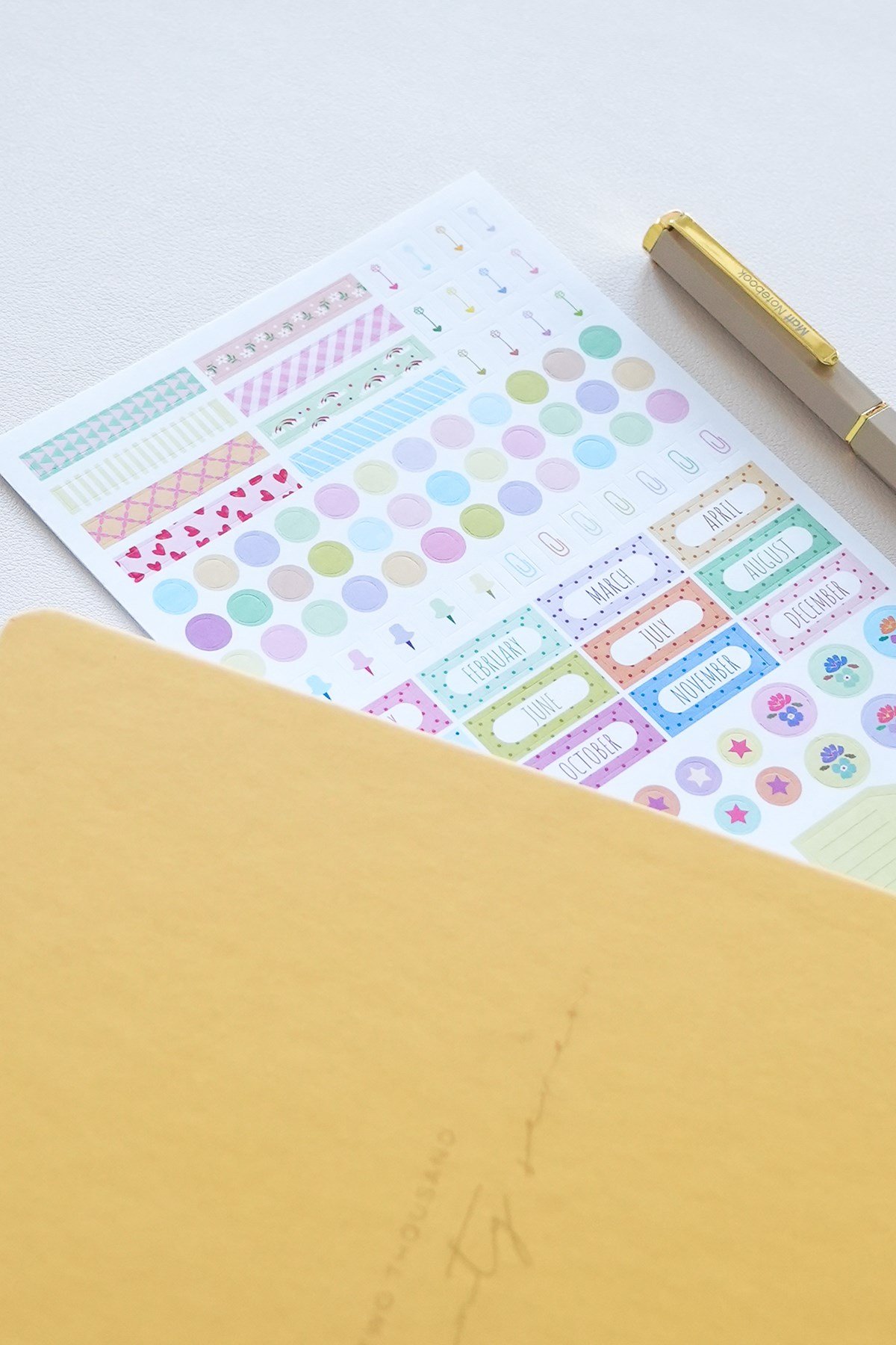 Matt Notebook 2027 Yılı A5 Tam Gün Ajanda 15x22 cm - 365 Gün Sarı