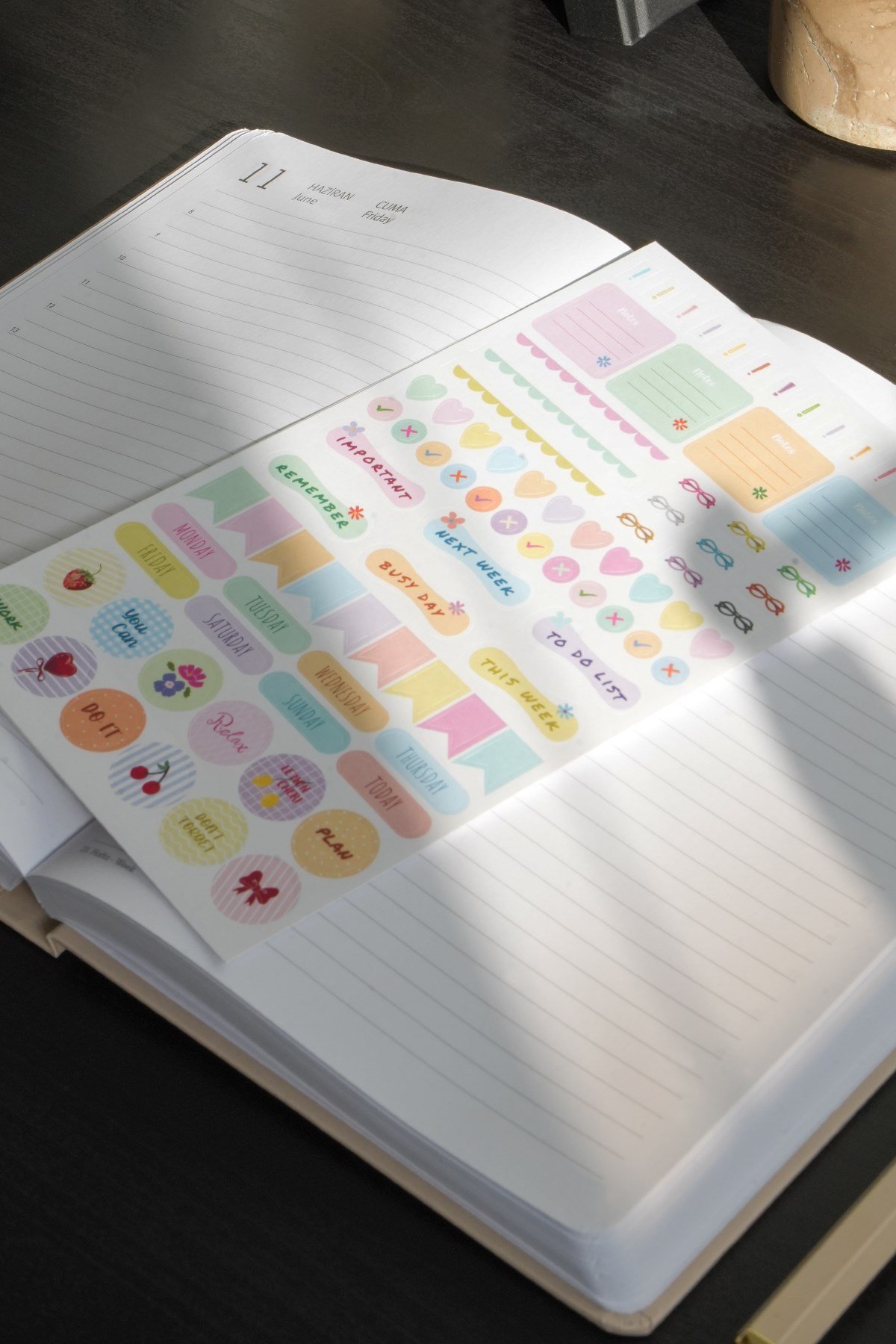 Matt Notebook 2027 Yılı A5 Tam Gün Ajanda 15x22 cm - 365 Gün Bej