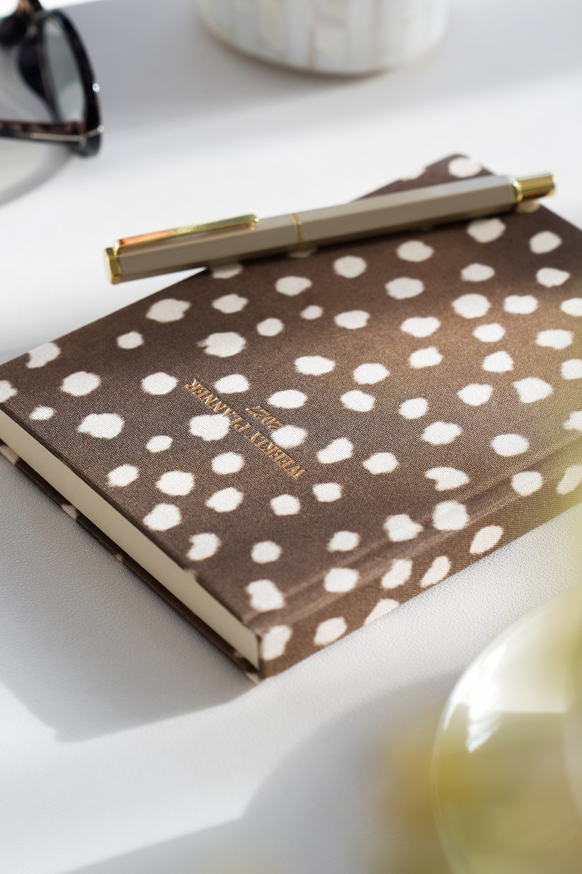 Matt Notebook 2027 Yılı B6 Keten Haftalık Ajanda - 12 Aylık Bambi