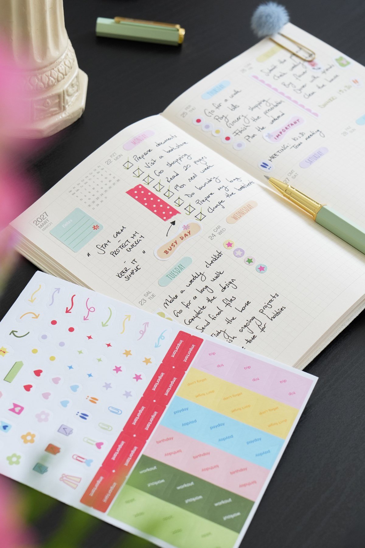 Matt Notebook 2027 Yılı B6 Keten Haftalık Ajanda - 12 Aylık