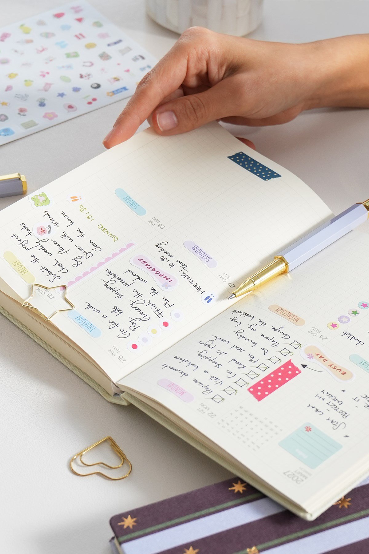 Matt Notebook 2027 Yılı B6 Keten Haftalık Ajanda - 12 Aylık