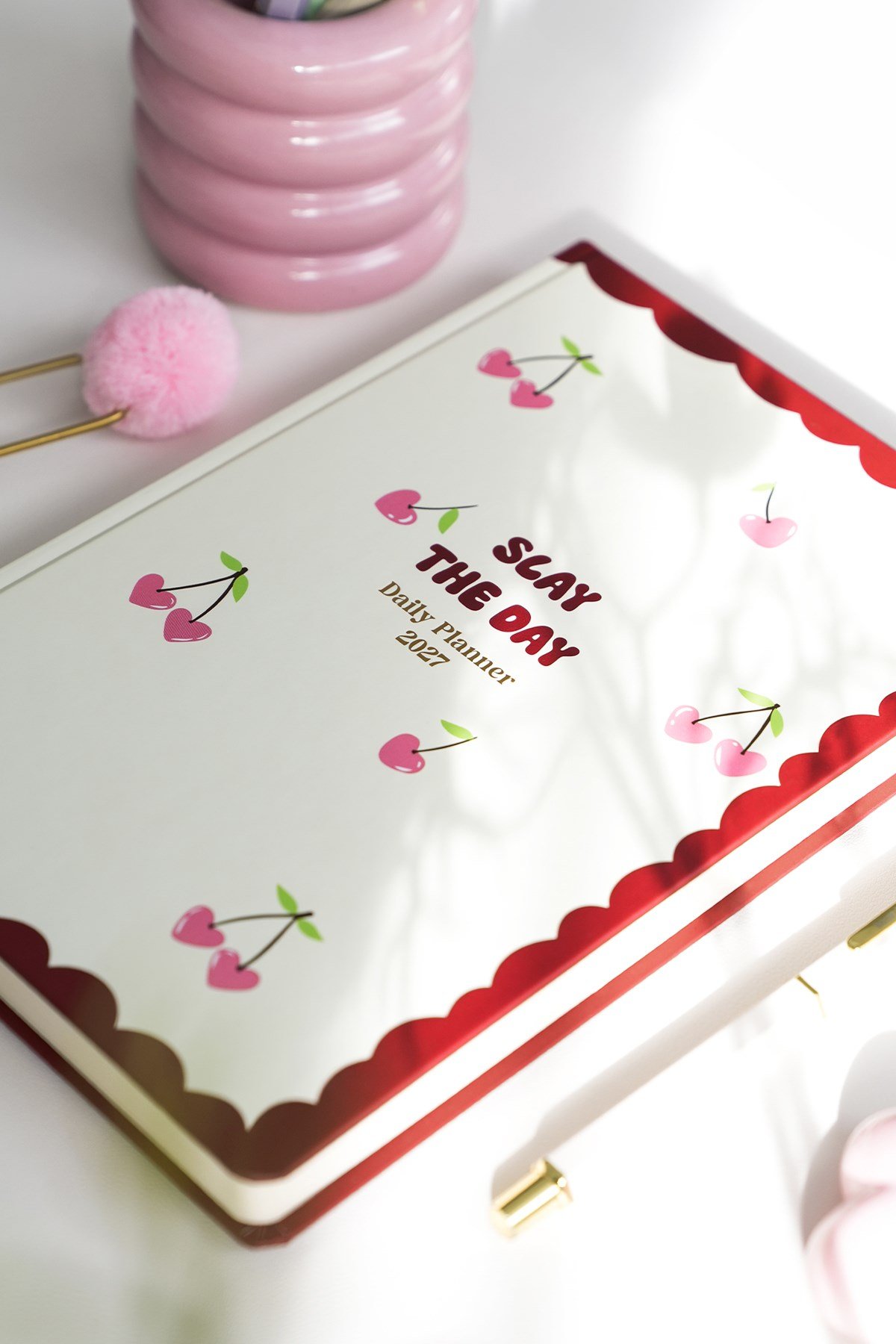 Matt Notebook 2027 Yılı Günlük Ajanda 16x24 cm - 12 Aylık Kiraz