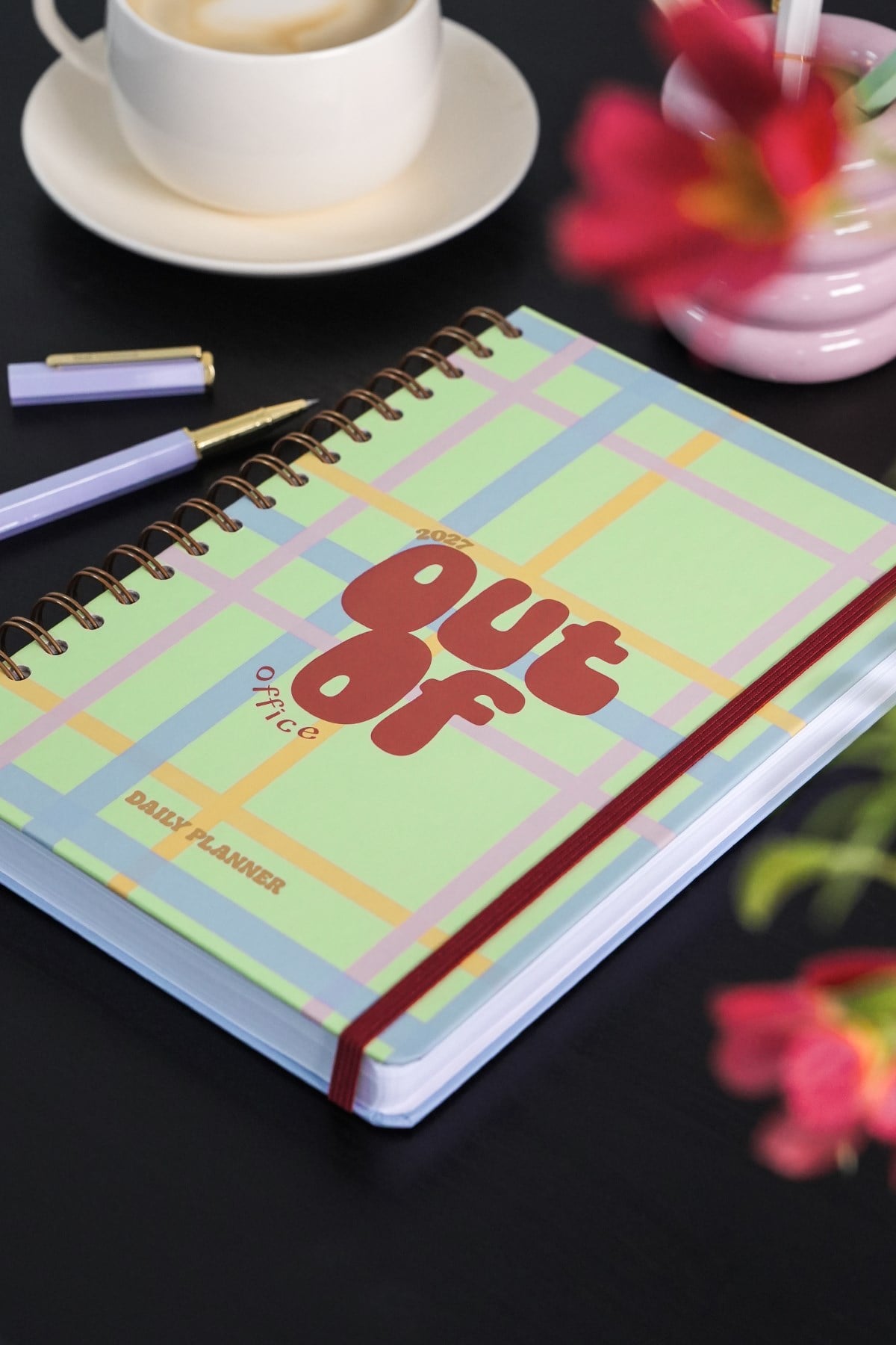 Matt Notebook 2027 Yılı Günlük Spiralli Ajanda 16x24 cm - 12 Aylık