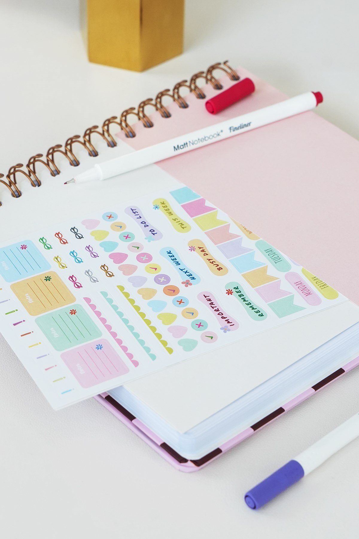 Matt Notebook 2027 Yılı Haftalık Kare Ajanda - 12 Aylık