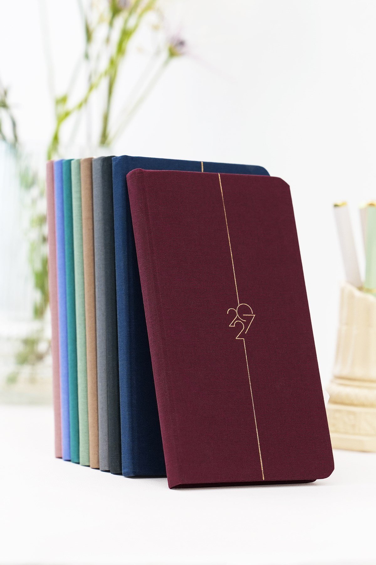 Matt Notebook 2027 Yılı Haftalık Keten 9x17 cm Cep Ajandası 12 Aylık Bordo