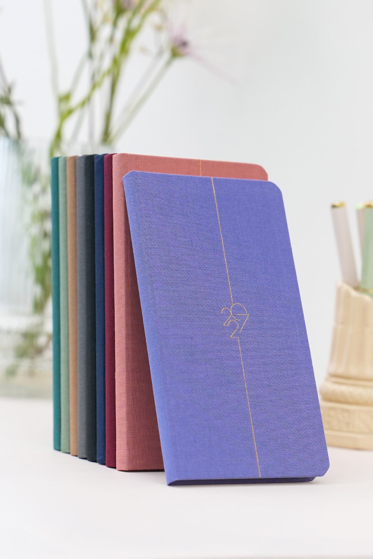 Matt Notebook 2027 Yılı Haftalık Keten 9x17 cm Cep Ajandası 12 Aylık Lila