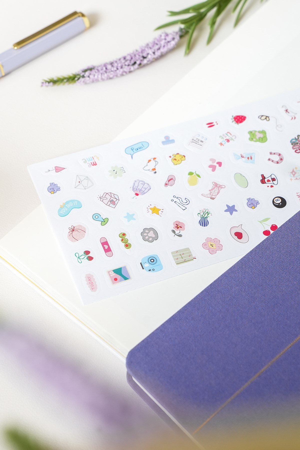 Matt Notebook 2027 Yılı Haftalık Keten 9x17 cm Cep Ajandası 12 Aylık Lila