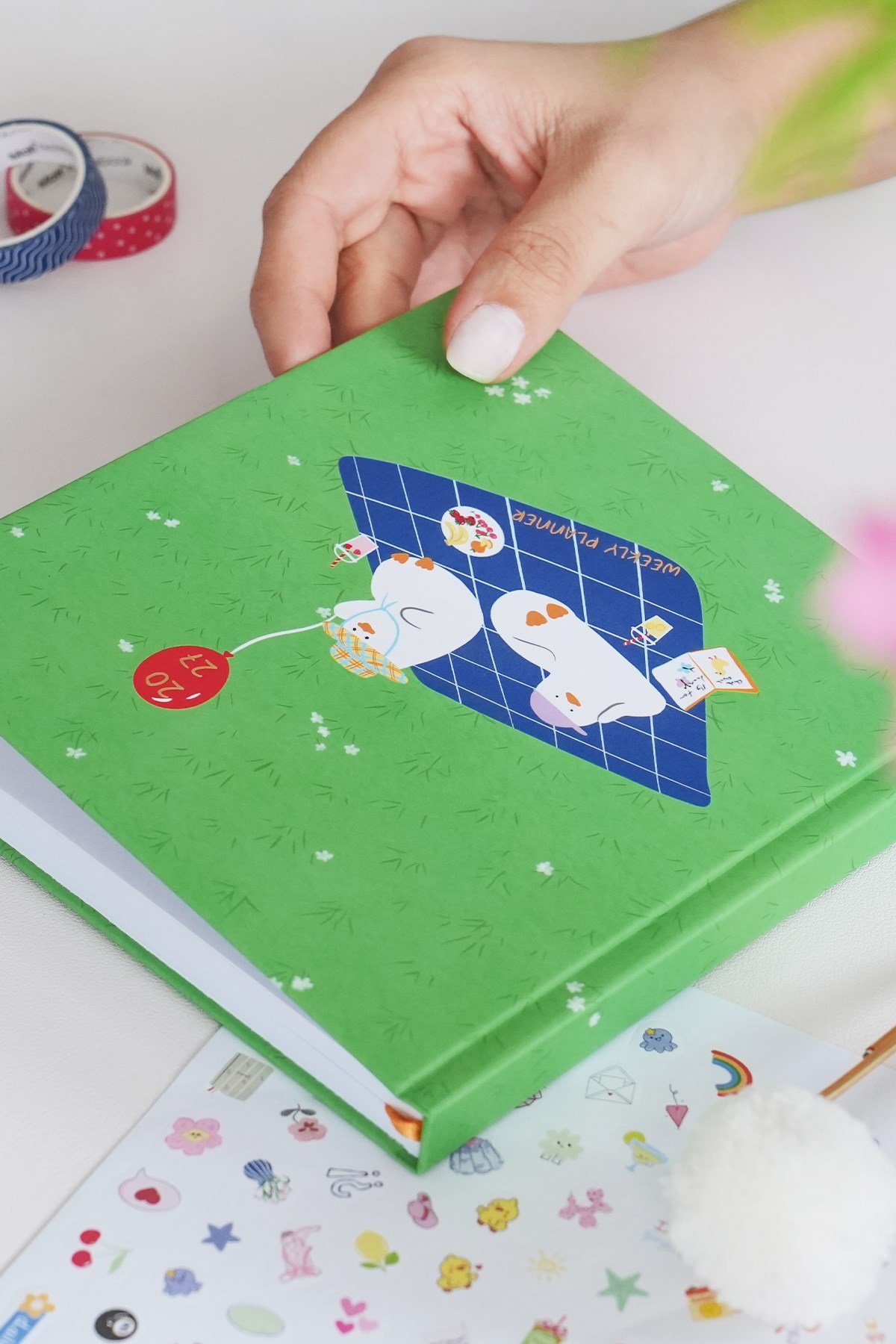 Matt Notebook 2027 Yılı Kare Haftalık Ajanda 15x15 cm Ördekler
