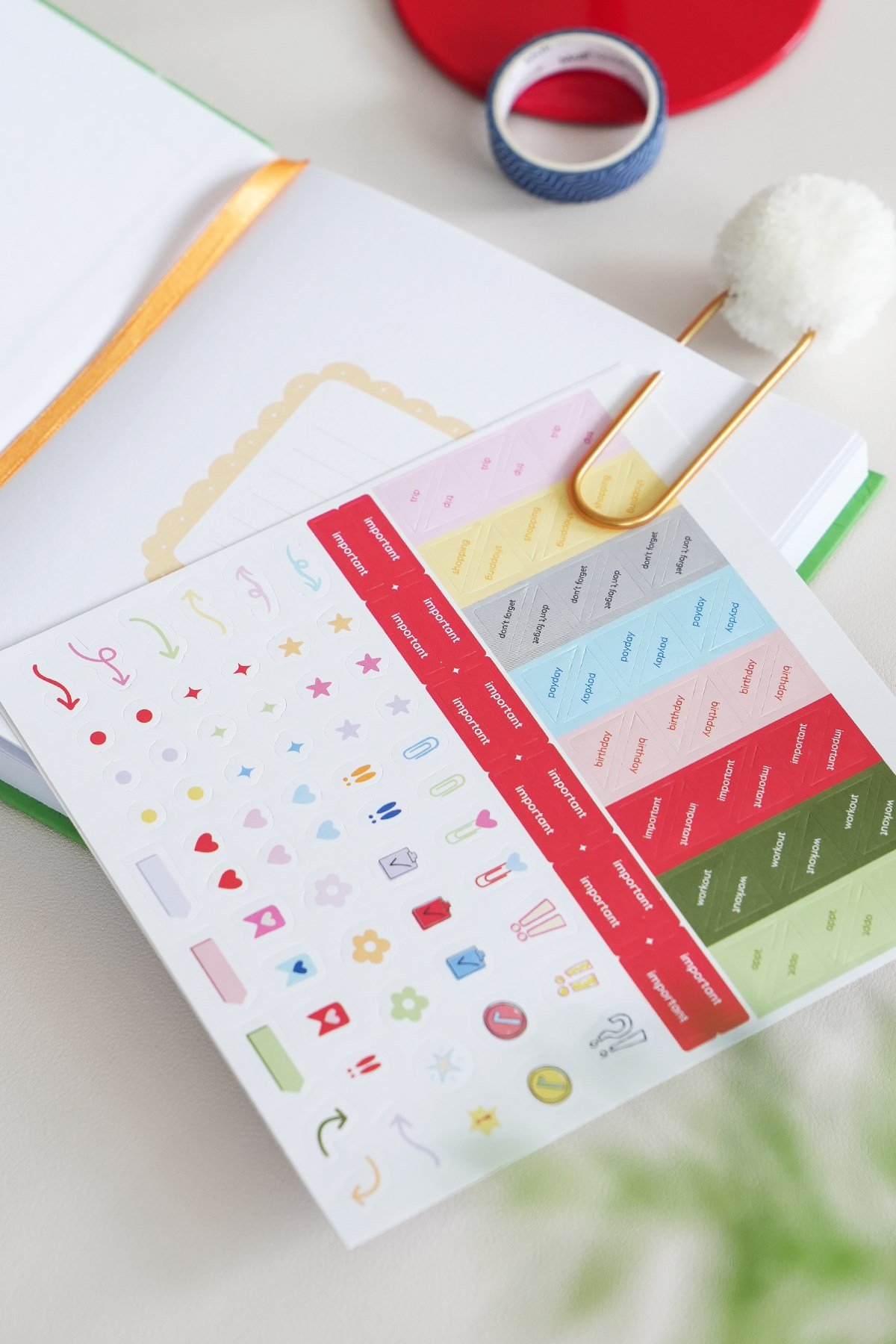 Matt Notebook 2027 Yılı Kare Haftalık Ajanda 15x15 cm Ördekler