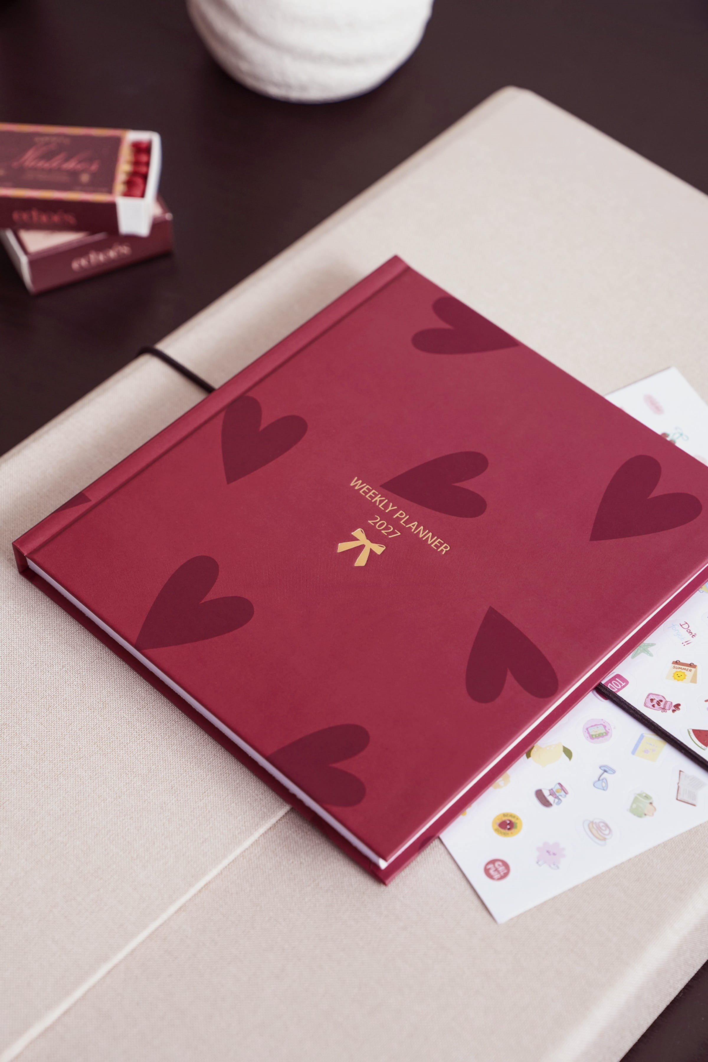 Matt Notebook 2027 Yılı Kare Haftalık Ajanda 15x15 cm Kalpler