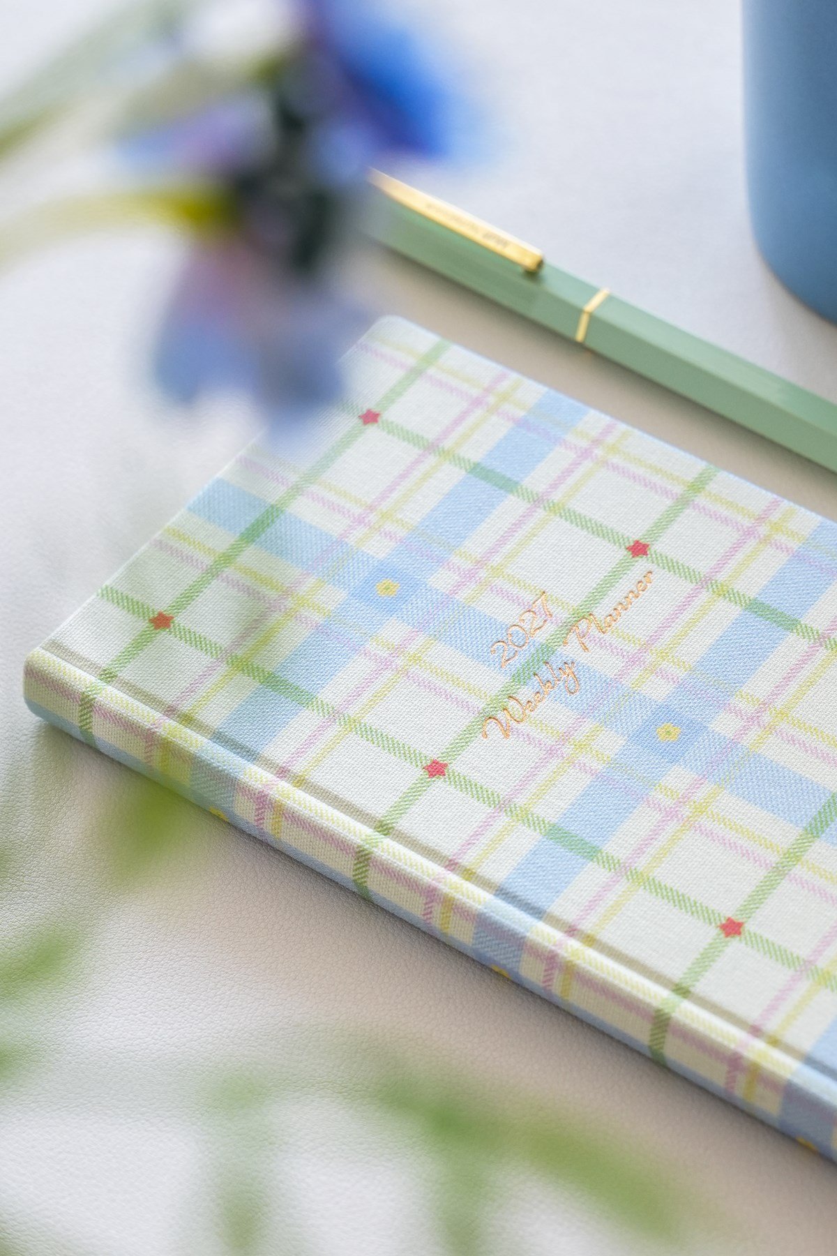 Matt Notebook 2027 Yılı Keten Haftalık Planlayıcı Kareli Cep Ajandası 9x18 cm Ekose