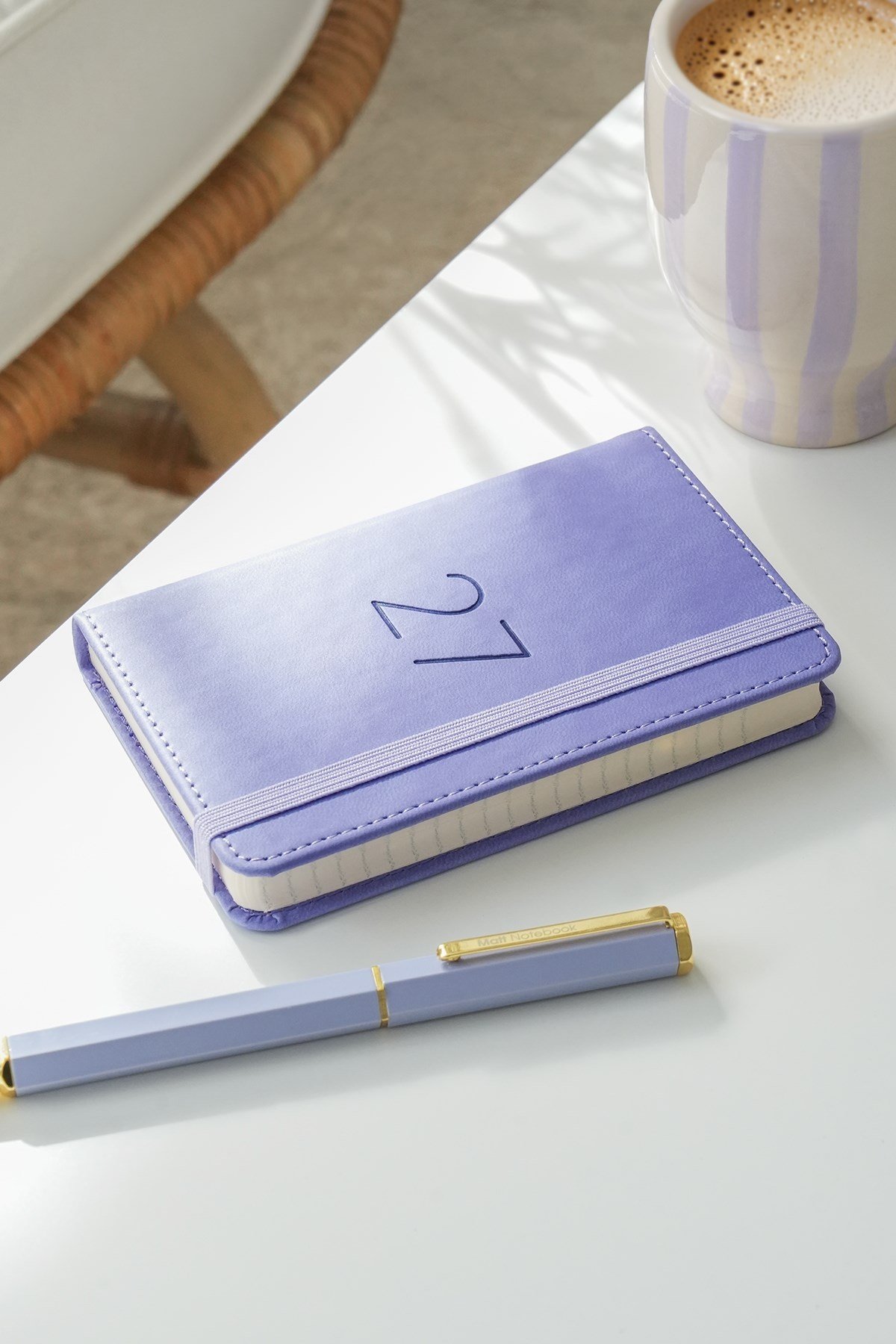 Matt Notebook 2027 Yılı Lastikli Günlük Cep Ajandası 12 Aylık Lila