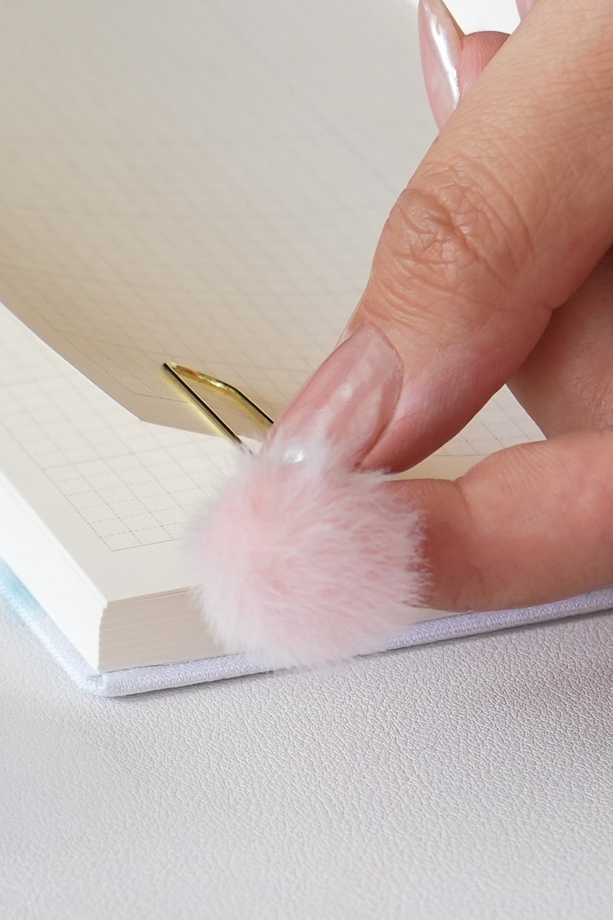 Matt Notebook 3'lü Tüylü Ataş Seti – 5 cm