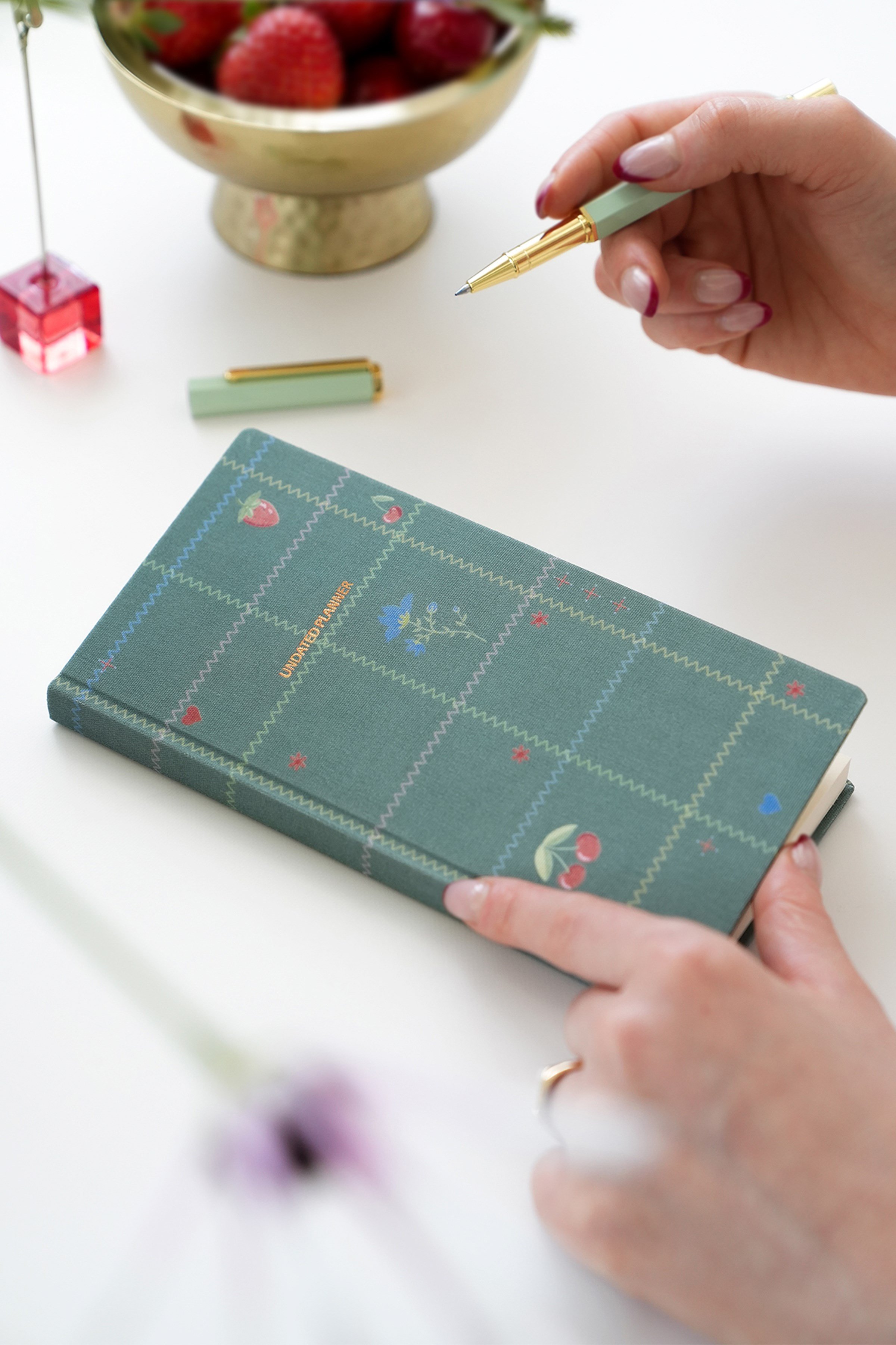 Matt Notebook 9x18 cm Keten Süresiz Haftalık Planlayıcı Kareli Cep Ajandası