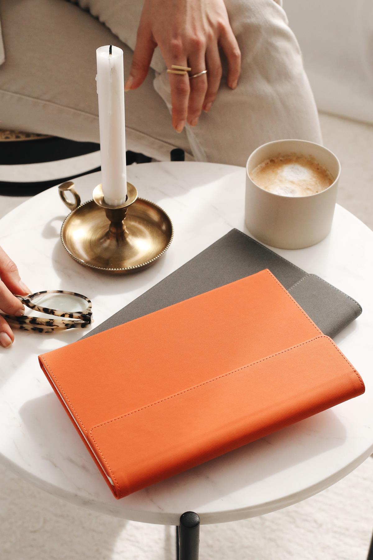 Matt Notebook A5 15x22 Mıknatıslı Kapak Defter Çizgili Turuncu