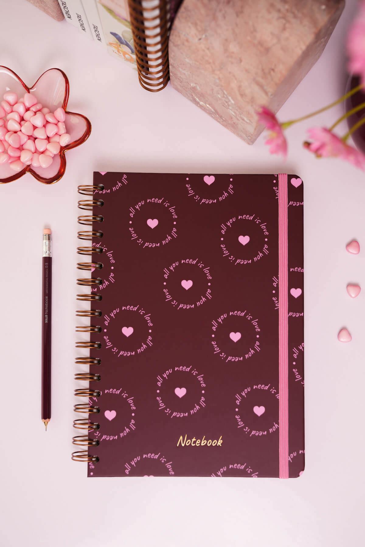Matt Notebook B5 17x24 cm Spiralli Lastikli Noktalı Tarihsiz Not Defteri Kalpler