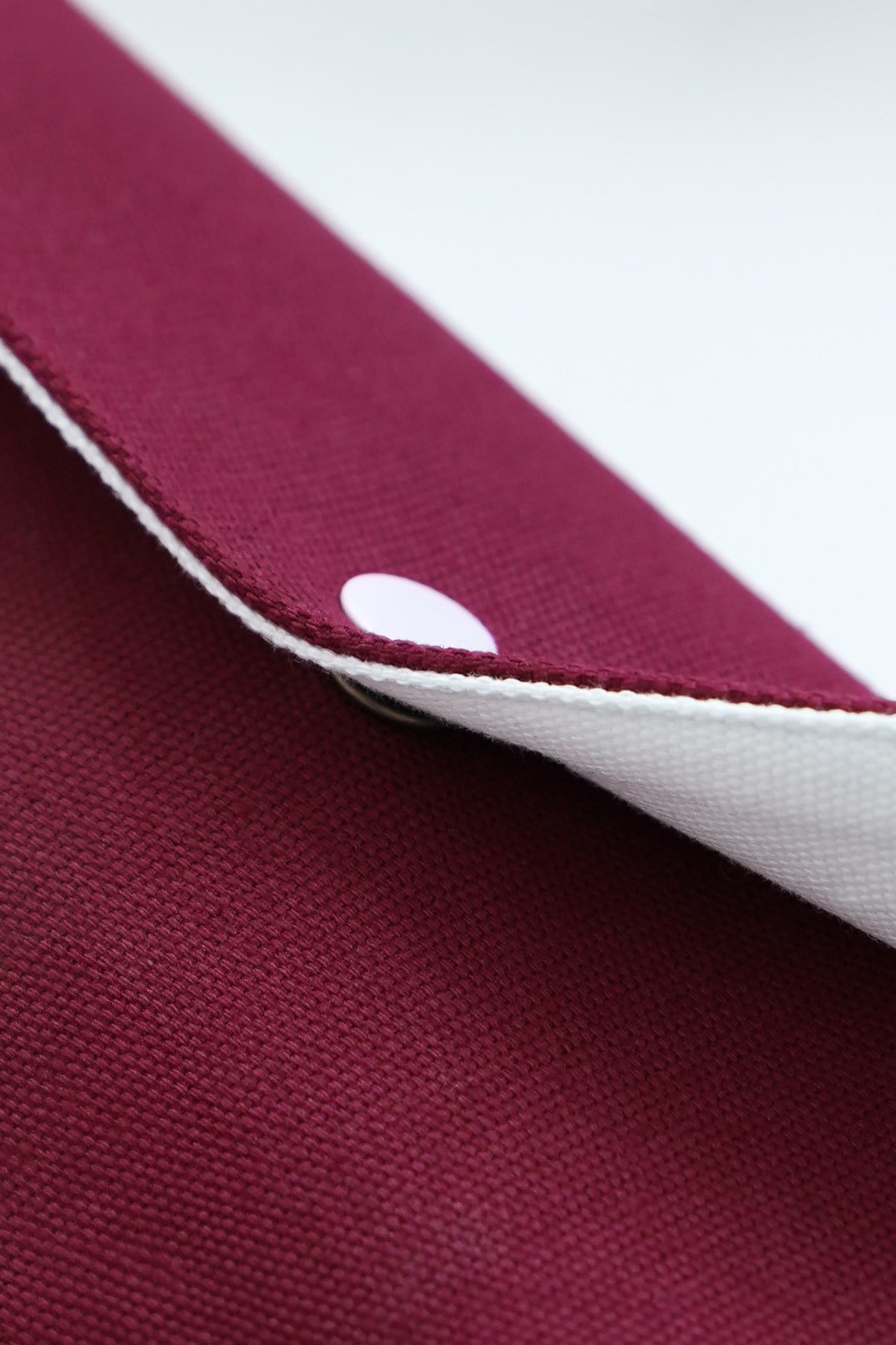 Matt Notebook Kanvas Kalemlik – Makyaj Çantası Organizer ve Düzenleyici Bordo