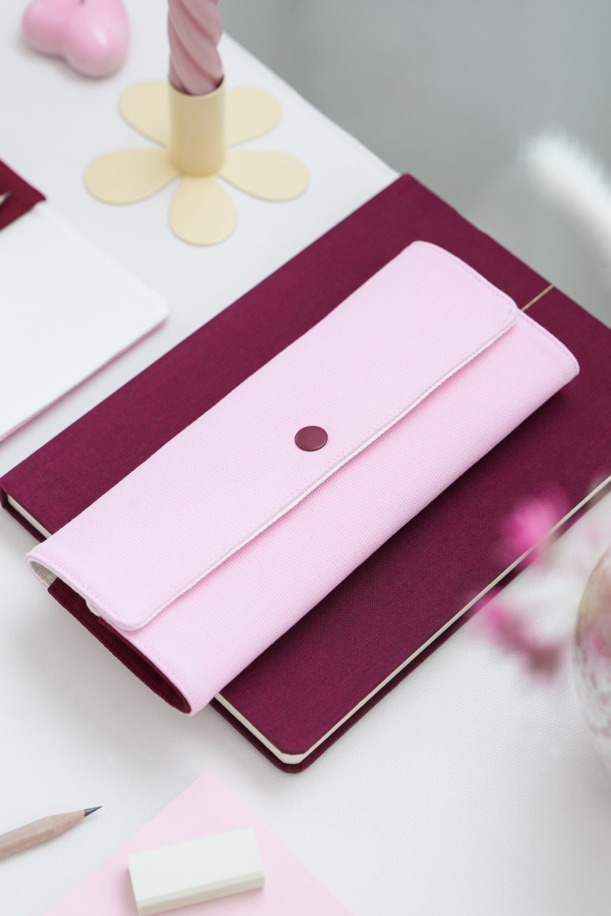 Matt Notebook Kanvas Kalemlik – Makyaj Çantası Organizer ve Düzenleyici Pembe
