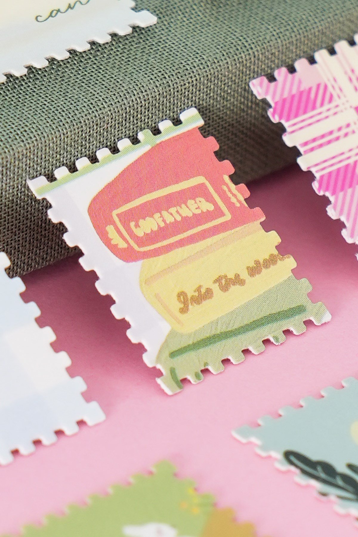 Matt Notebook Pul Şekilli Delgeç 2.1x2.5 cm Pembe