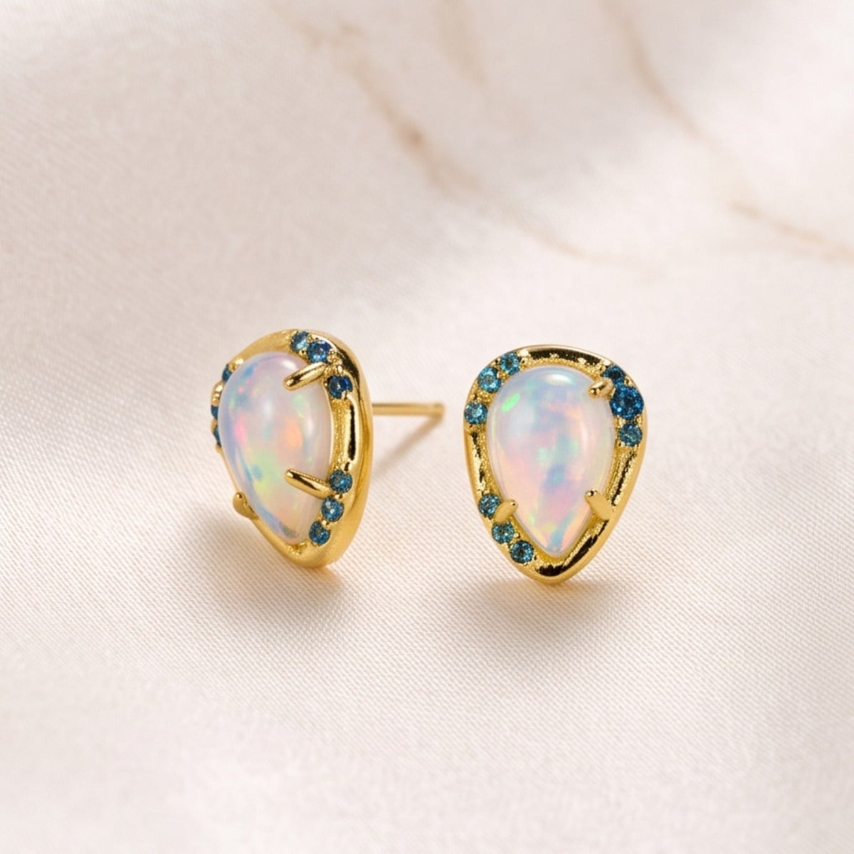 Opal Taşlı Özel Tasarım Küpe – KP1141