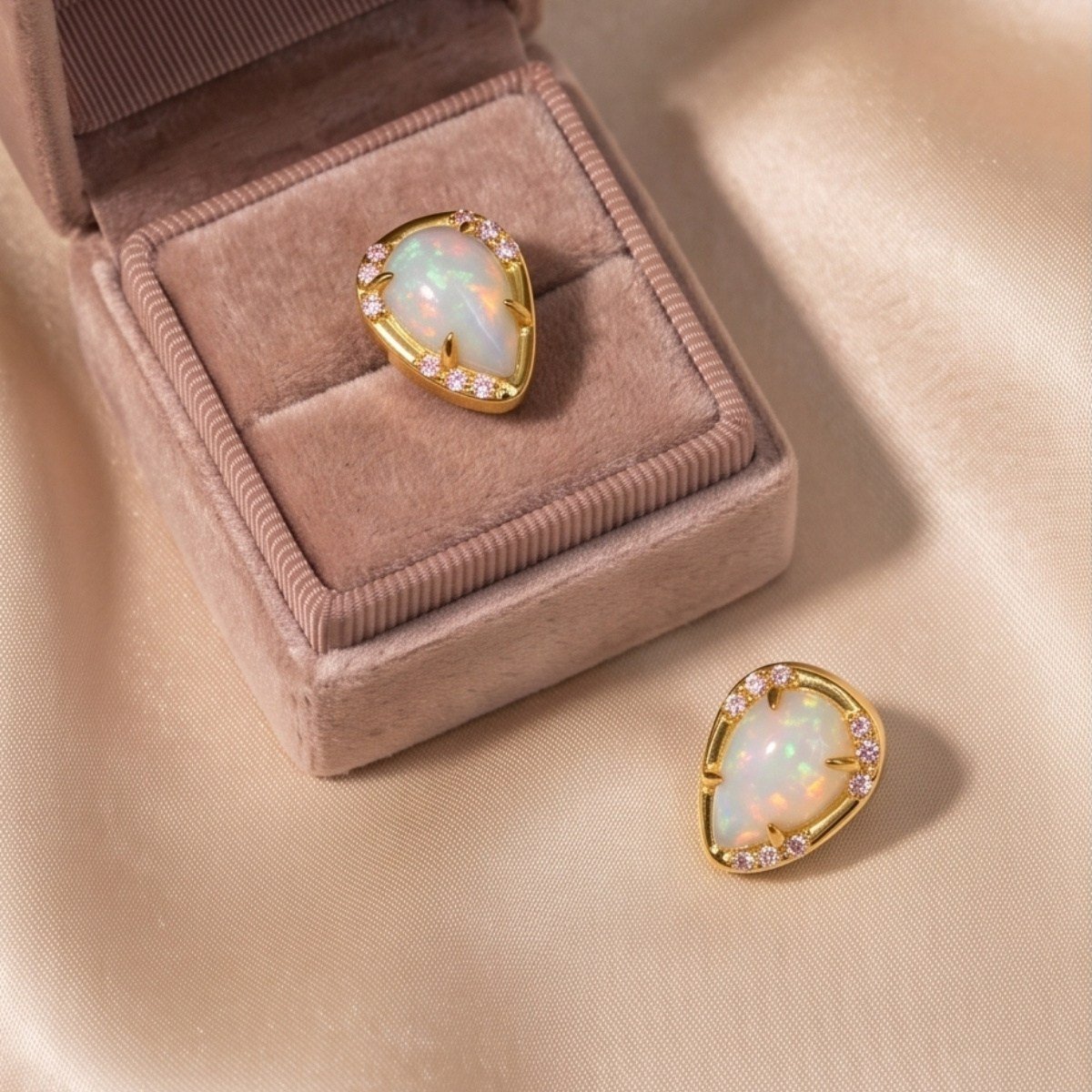 Opal Taşlı Özel Tasarım Küpe – KP1142