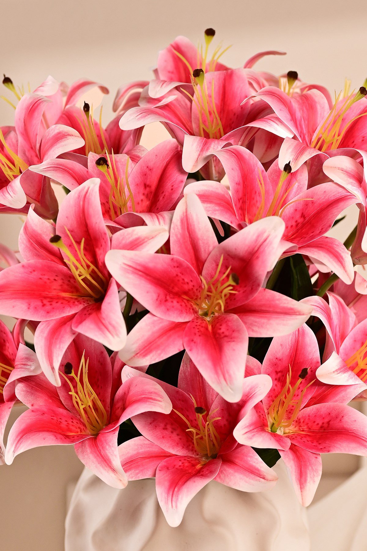 Yapay Pembe Lilyum