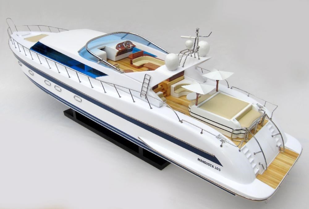 MANGUSTA 105