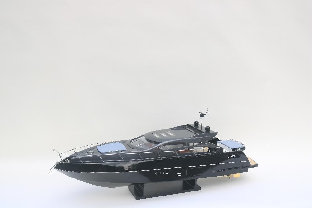 SUNSEEKER PREDATOR