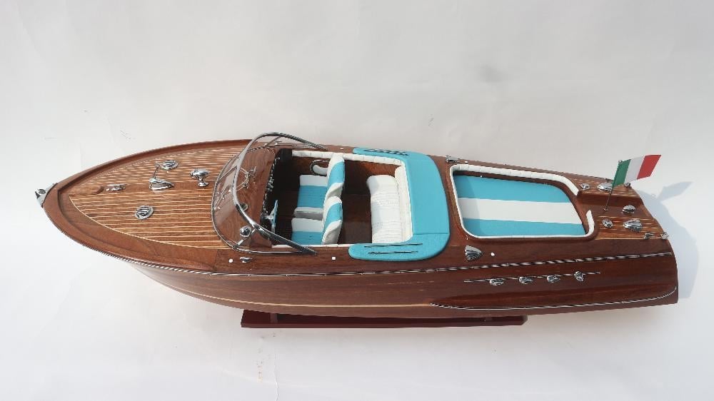 SUPER RIVA AQUARAMA