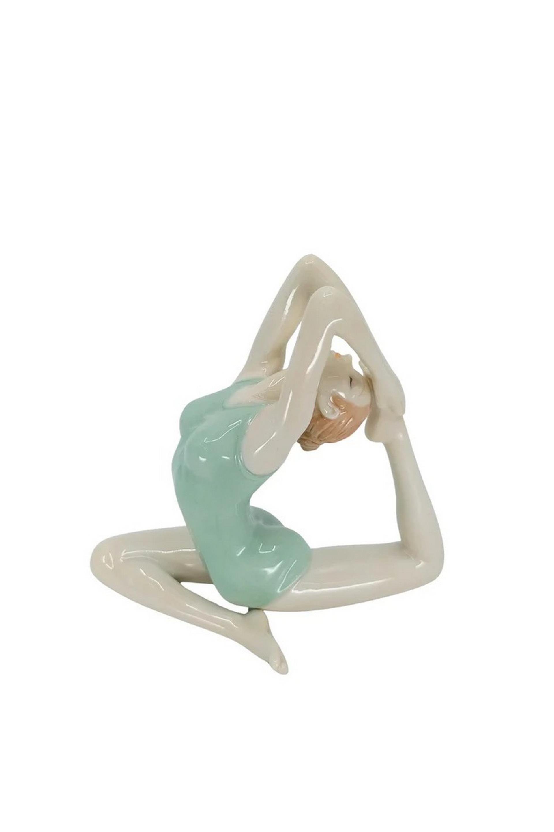 WISE YOGA YAPAN KADIN