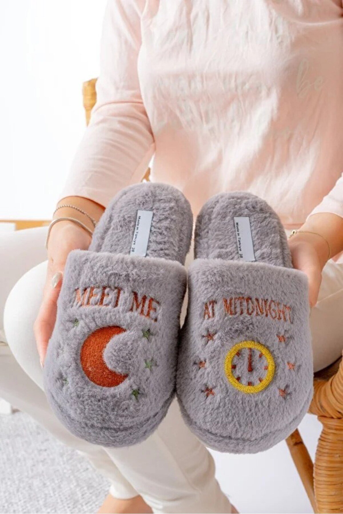 Gece Gündüz Desenli Şık Misafir Bohça Çeyiz Ev Terliği