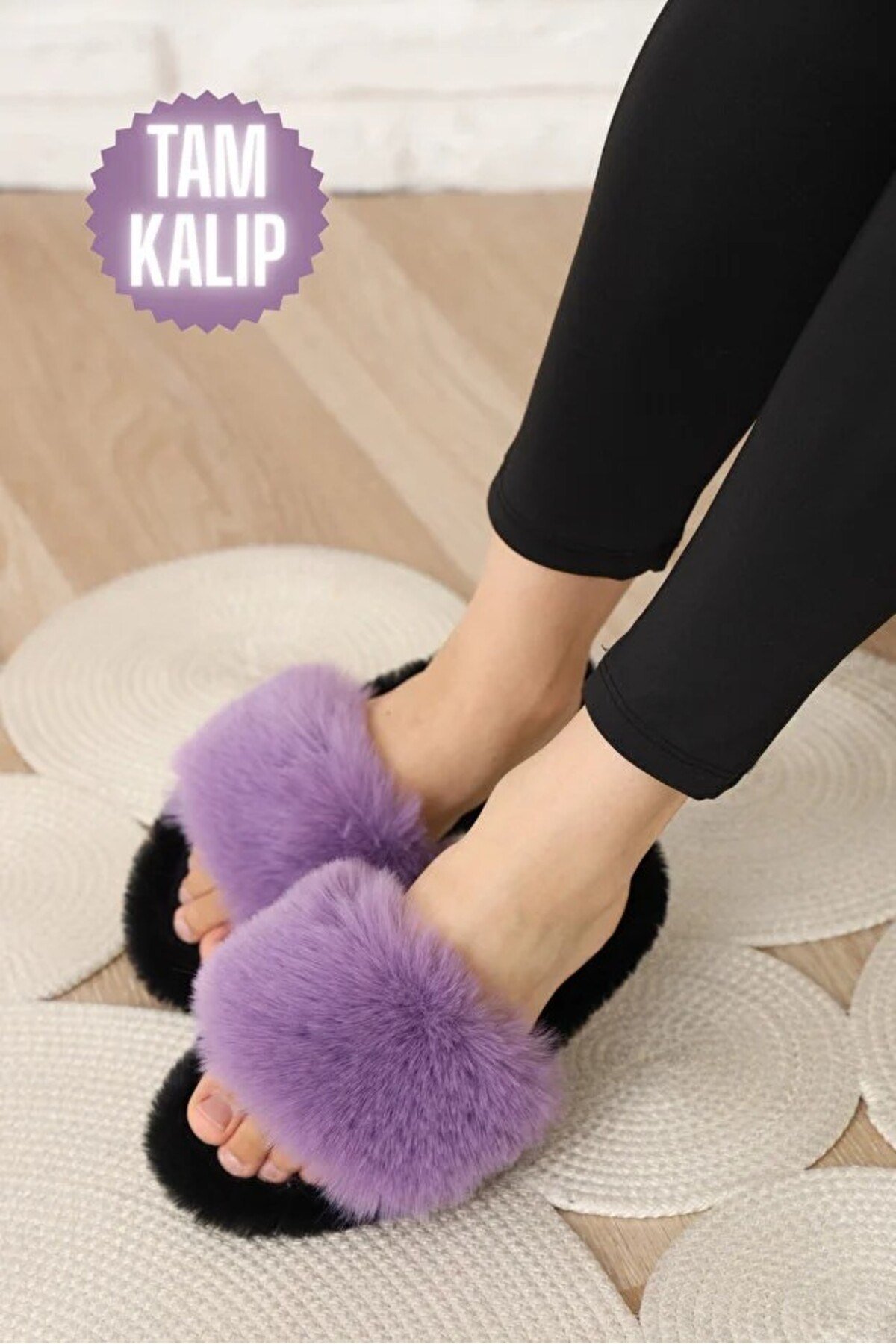 Tüylü Hafif Sessiz Köpük Taban Peluş Şık Ev Terliği