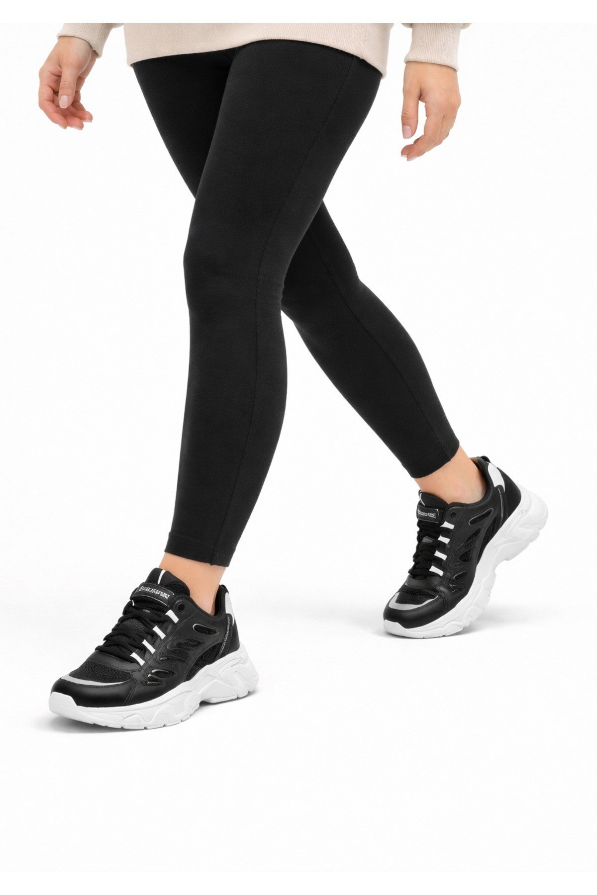 Unisex Siyah Beyaz Anorak Kalın Taban Günlük Yürüyüş Ayakkabısı Sneaker