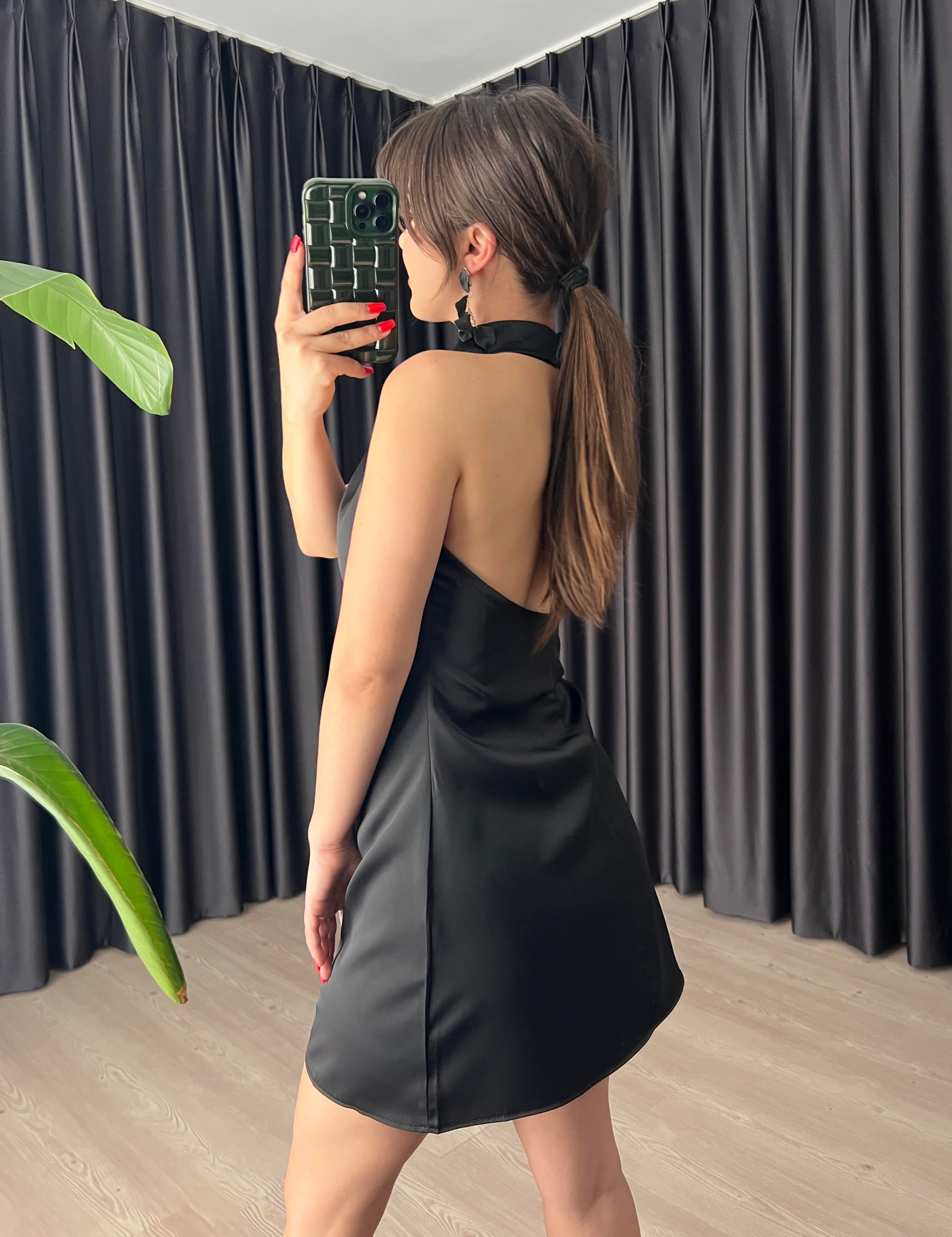 Siyah Saten Mini Elbise