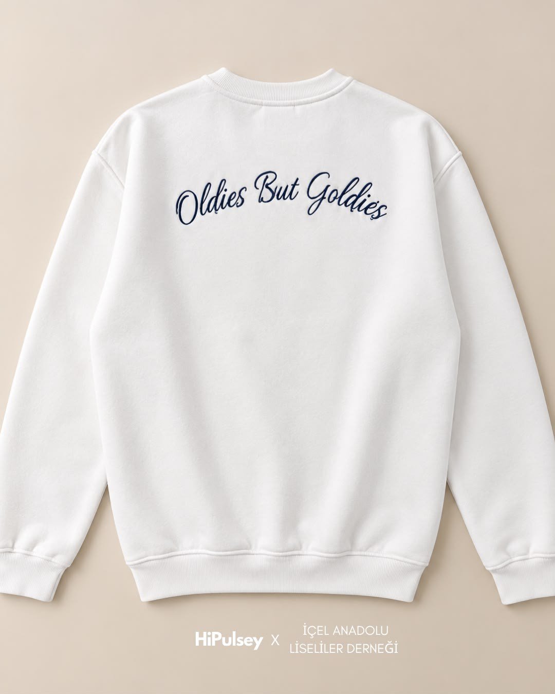 İçel Anadolu Liseliler Derneği Dönem Koleksiyonu Nakışlı Sweatshirt Beyaz