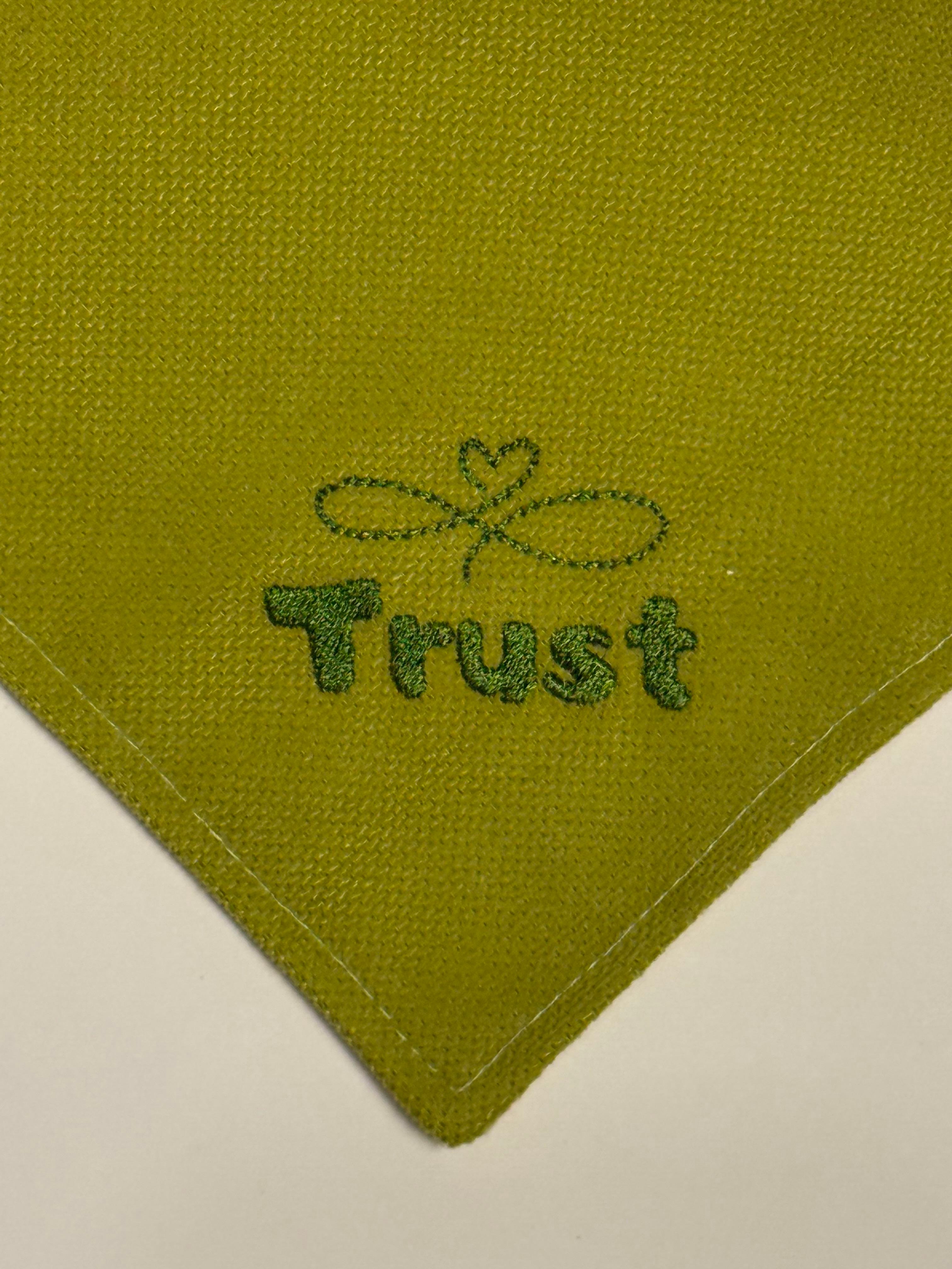 Trust Basic Köpek Bandanası
