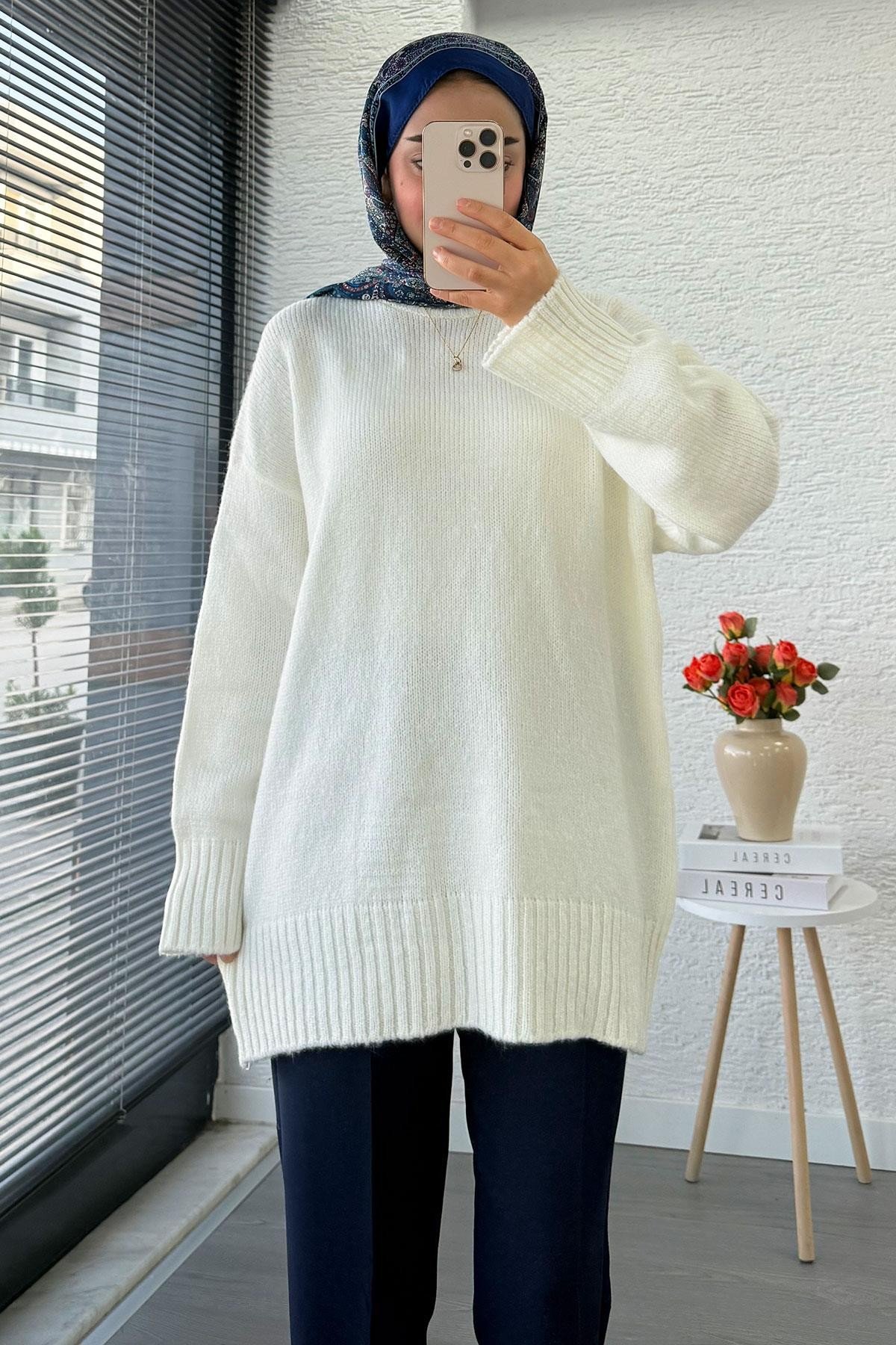 Kadın Bordo Bisiklet Yaka Oversize Kazak - Ekru
