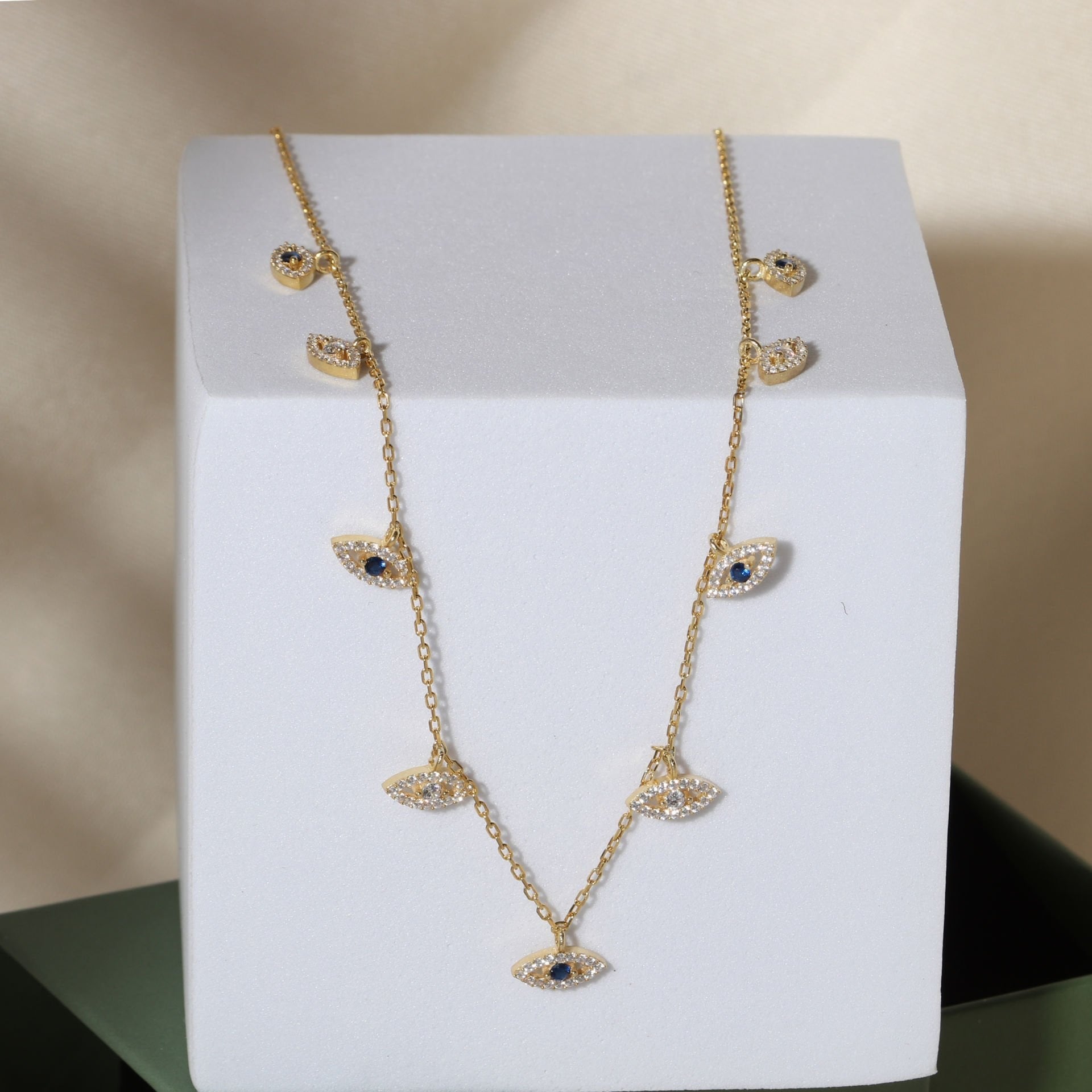 Blue Eyes Kolye 718945 Gold