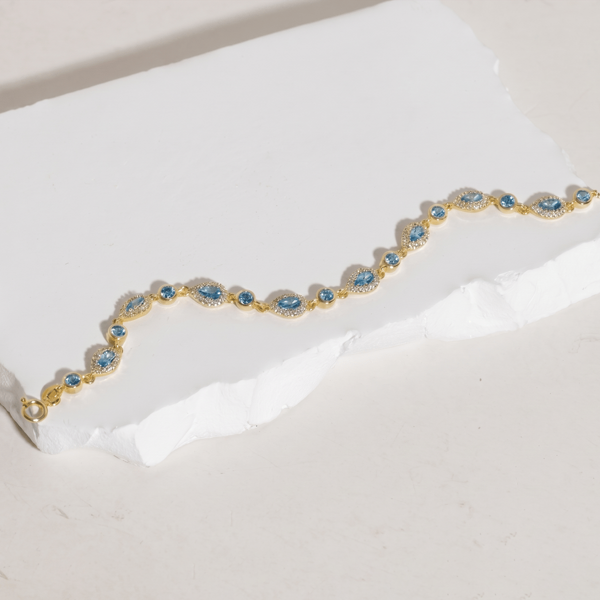 Damla Taşlı Bileklik 718551 Gold