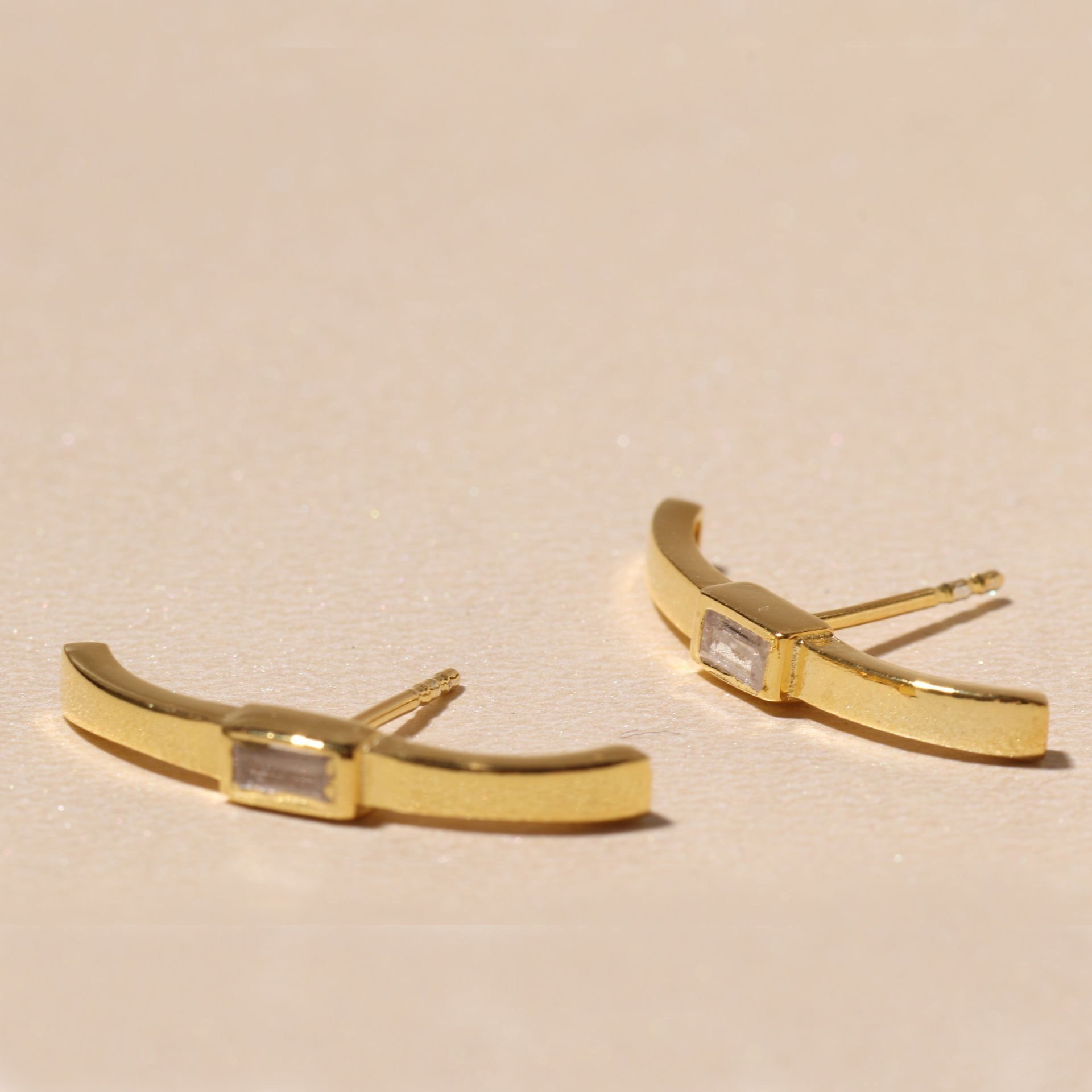 Yassı Taşlı Küpe 718891 Gold