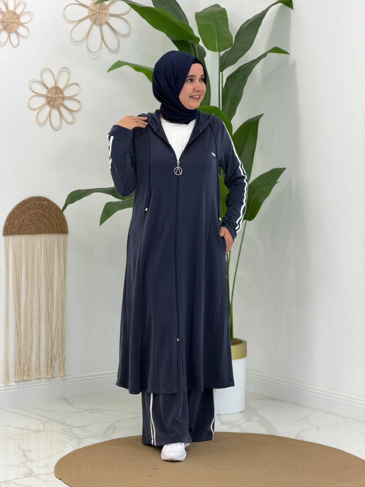 5117 Lacivert Şerit Detaylı Takım