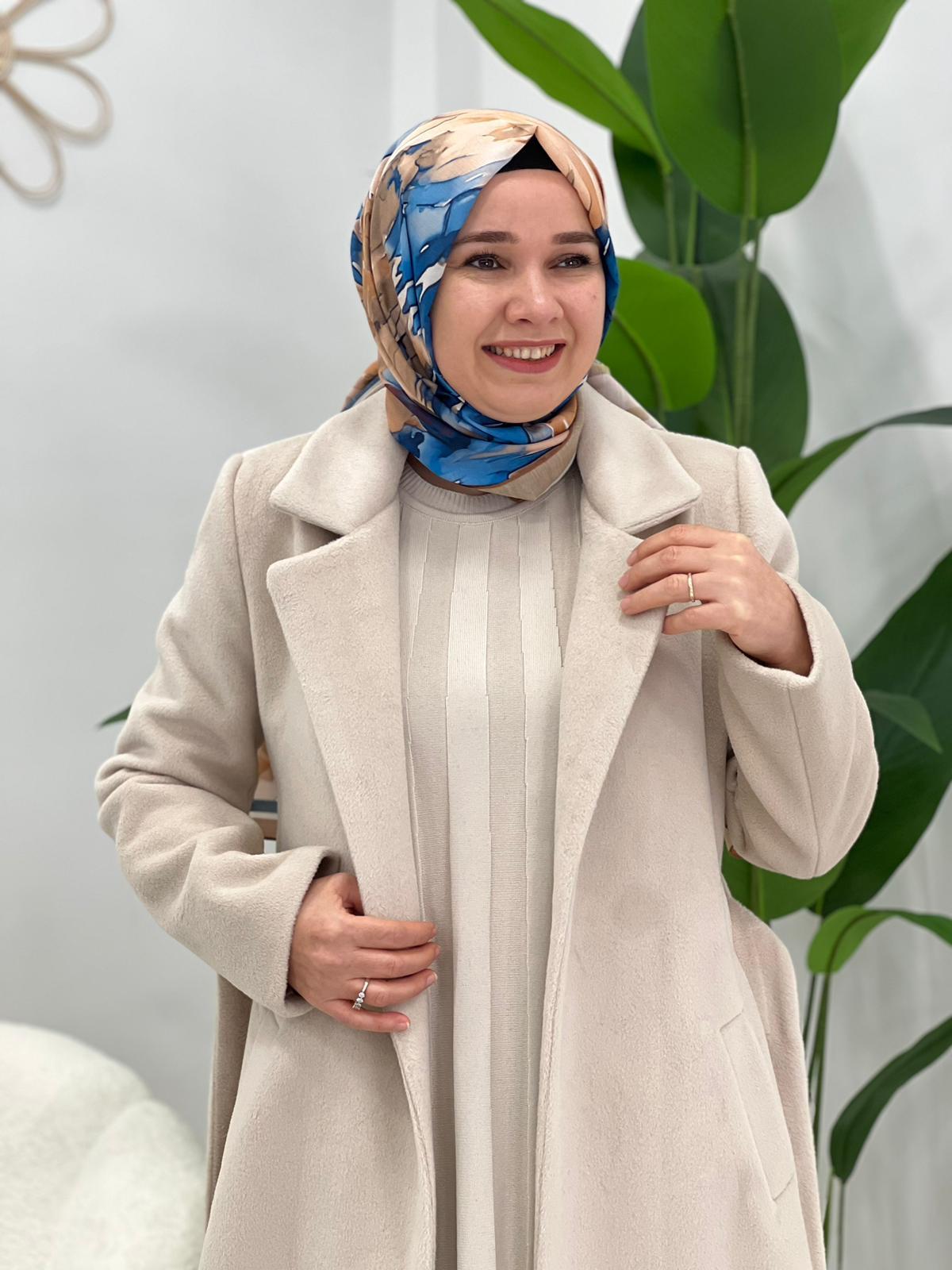 Bej Kaşe Kaban